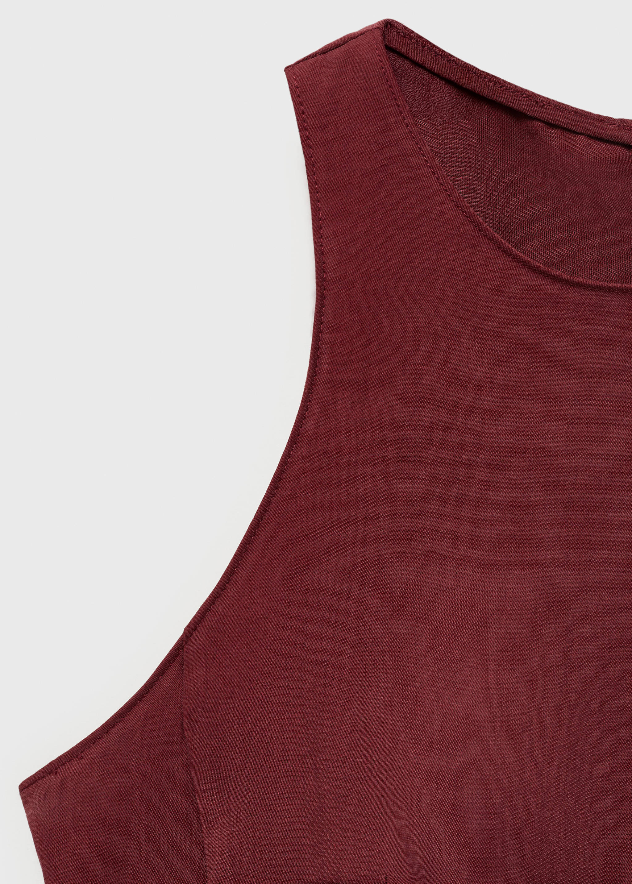 Blusa halter justa - Pormenor do artigo 8