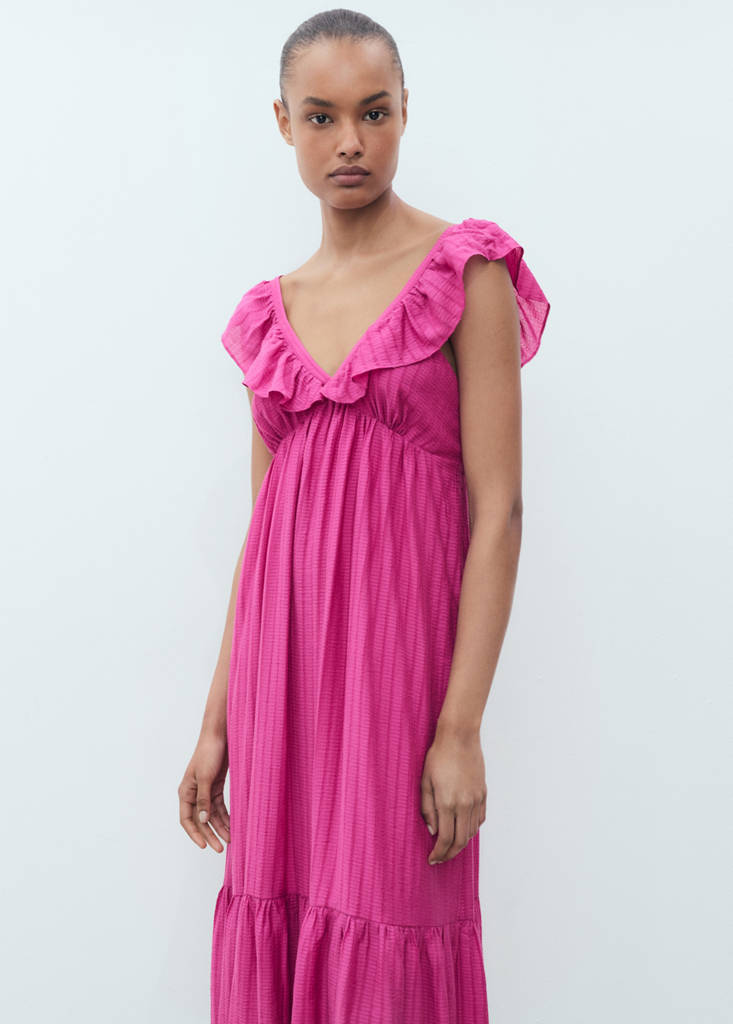 Long dress with ruffle neckline — Fuchsia