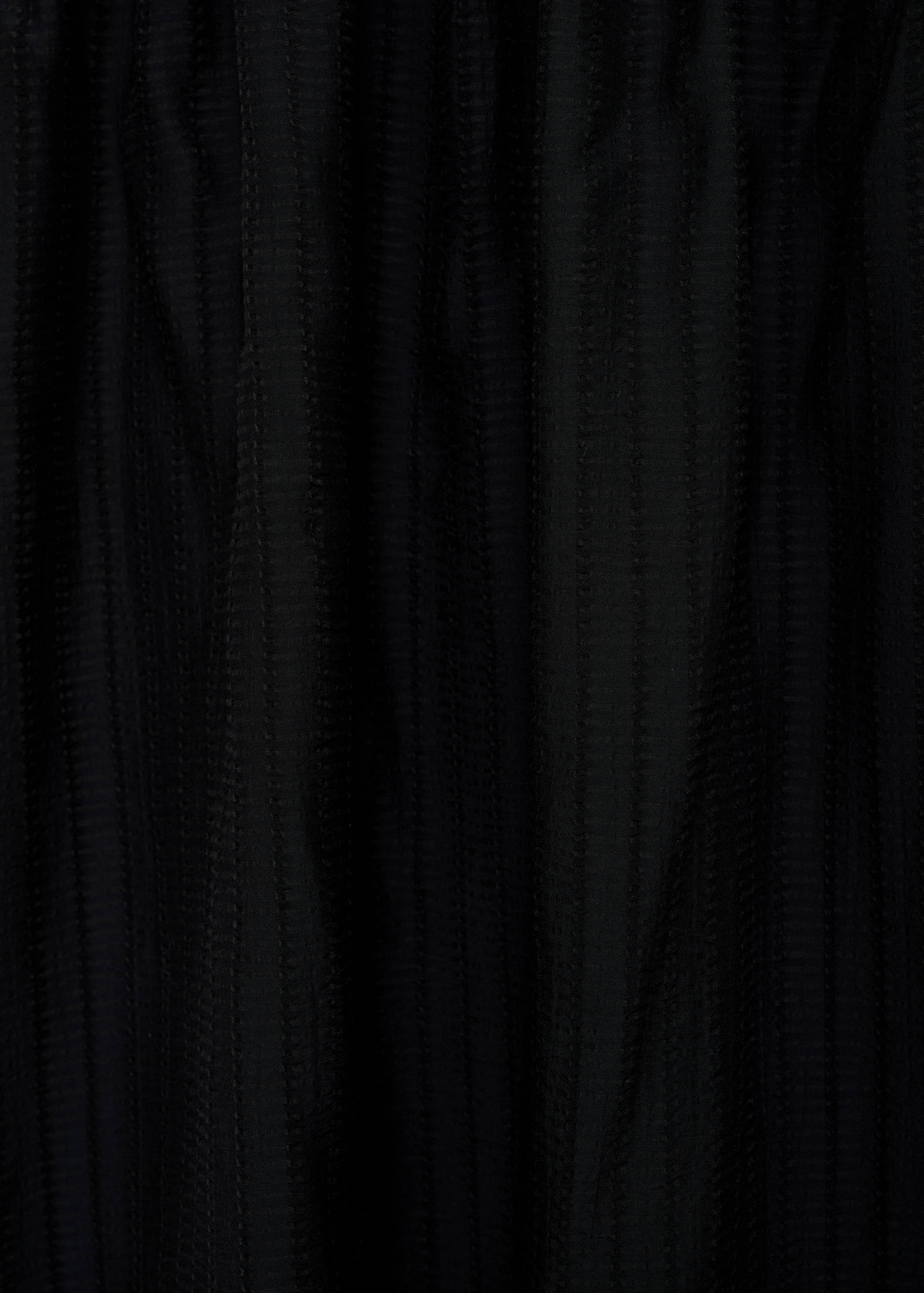 Long dress with ruffle neckline - Details of the article 8