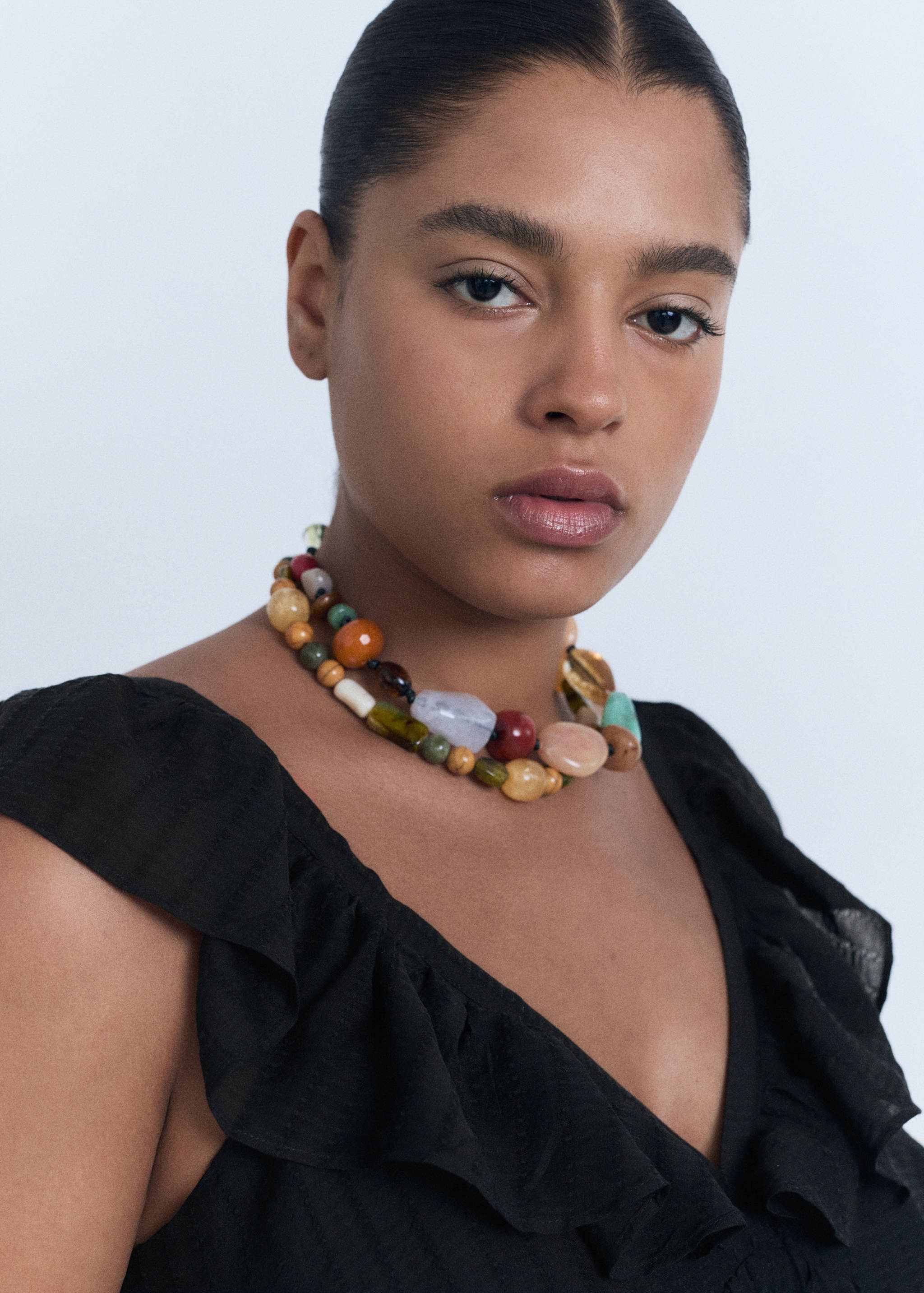 Long dress with ruffle neckline - Details of the article 4