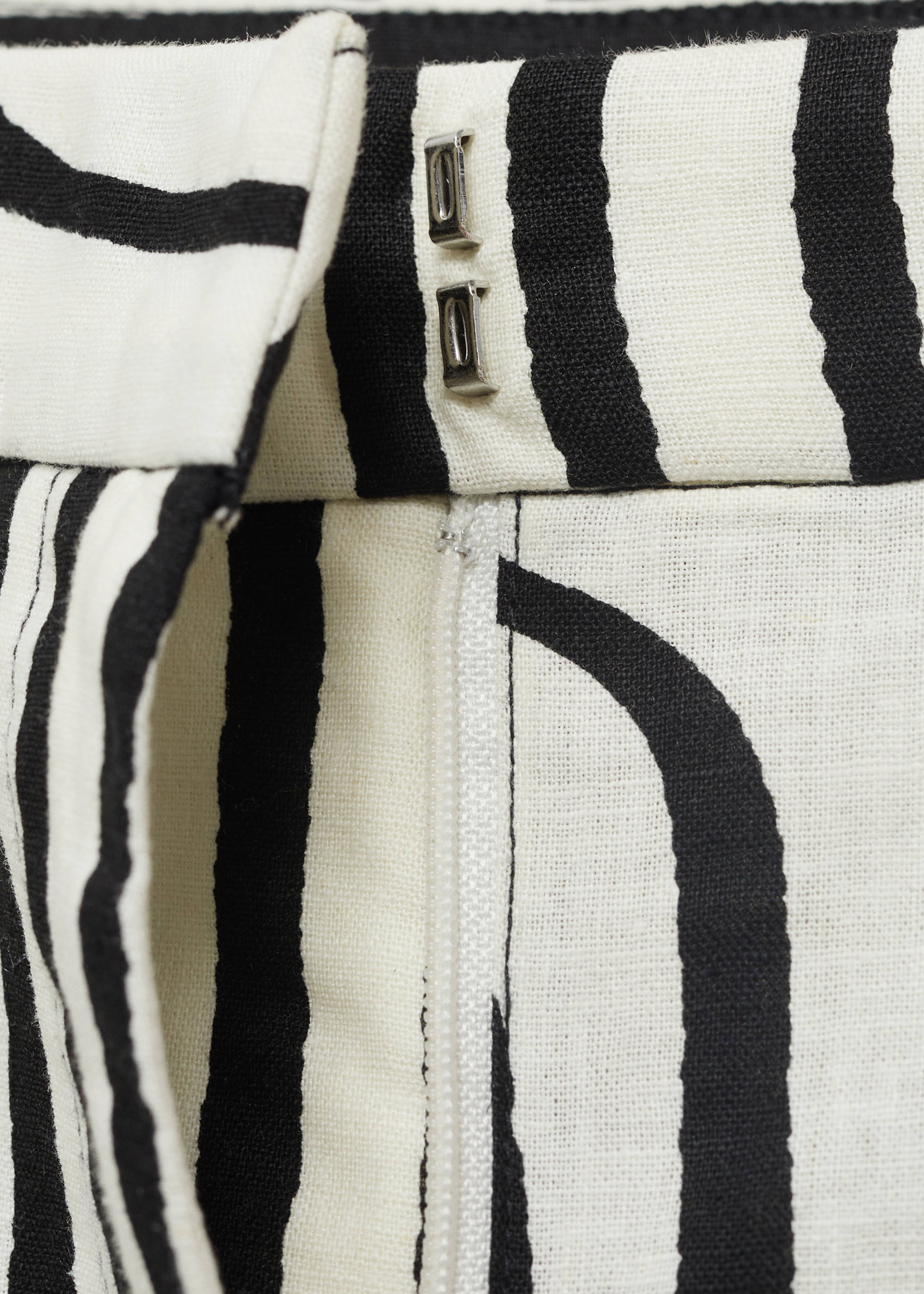 Geometric-print linen pants - Details of the article 8