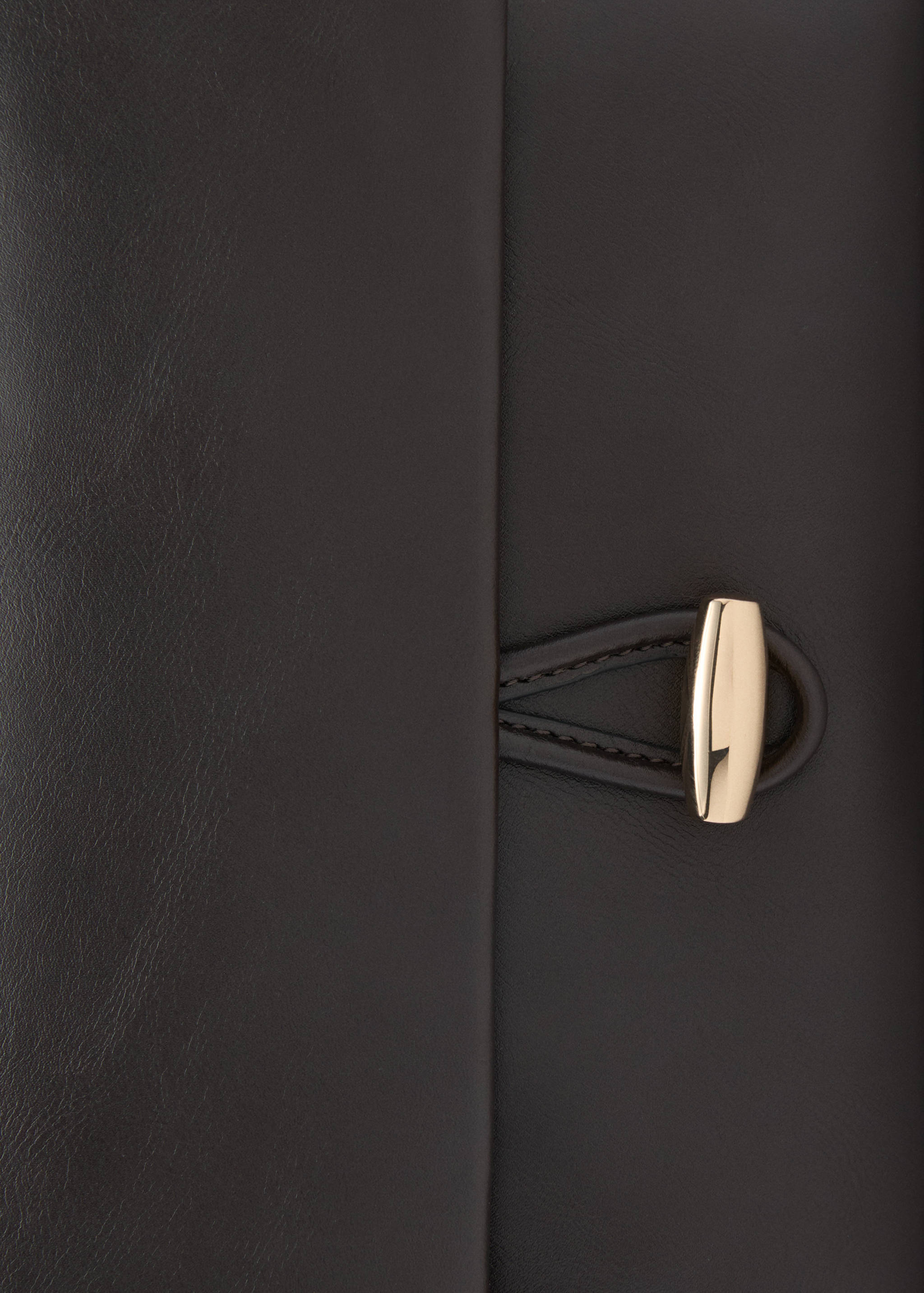 Shoulder bag with strap - Details of the article 2