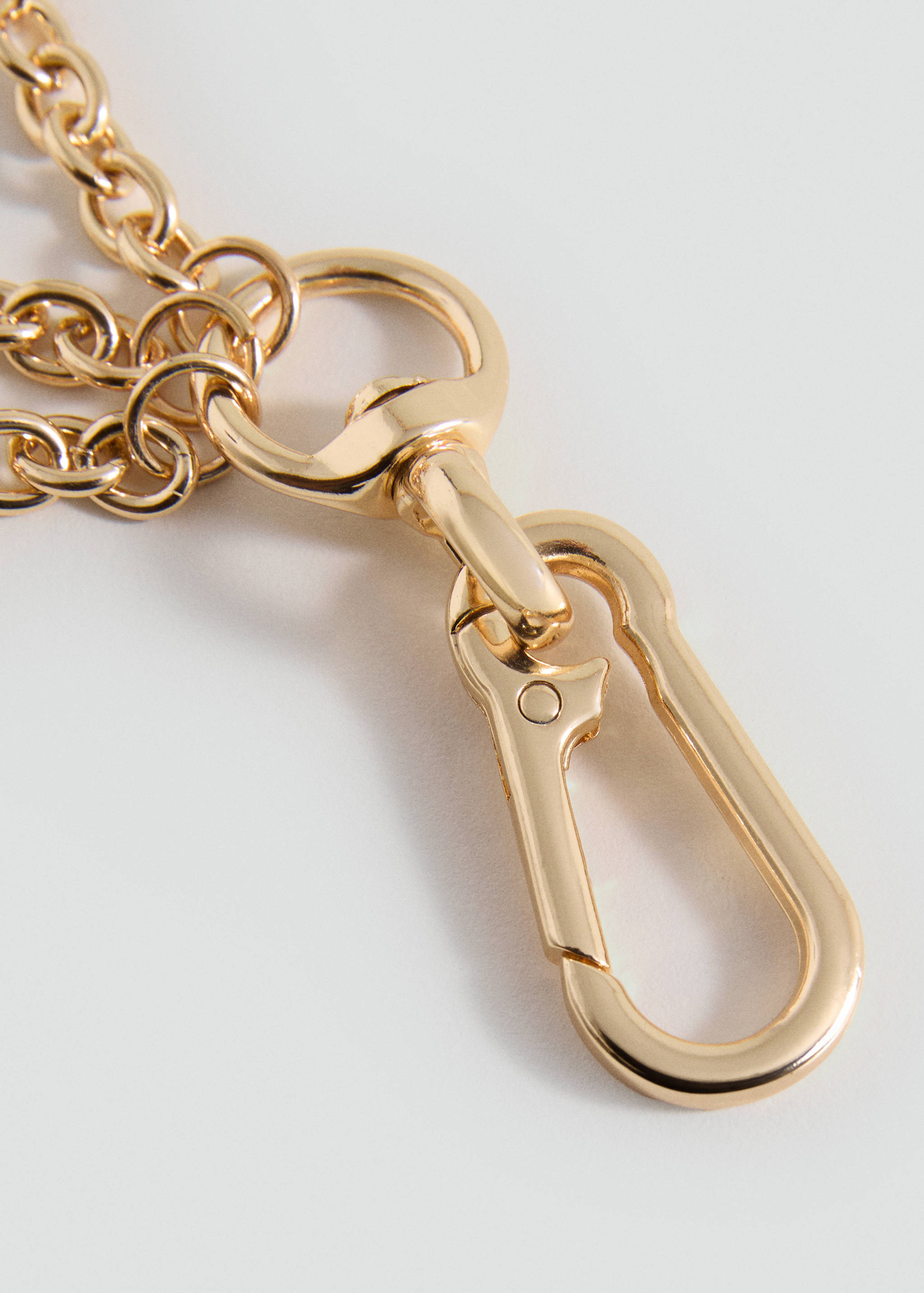 Llavero vaquero - Plano medio