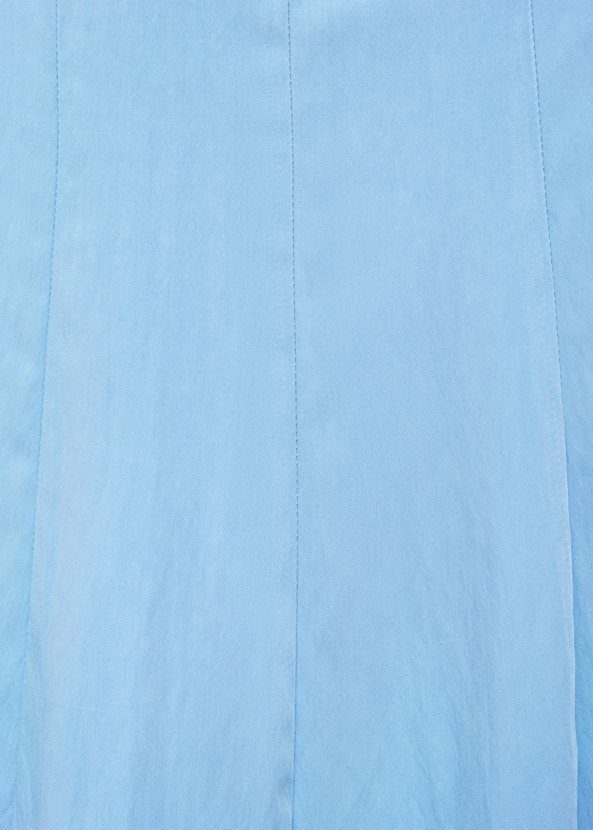 Boat-neck dress with pleats - Details of the article 8