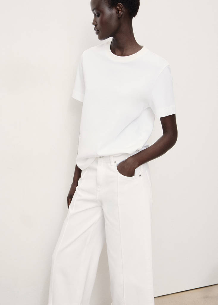 Wide leg cropped jeans with rolled-up hem — White