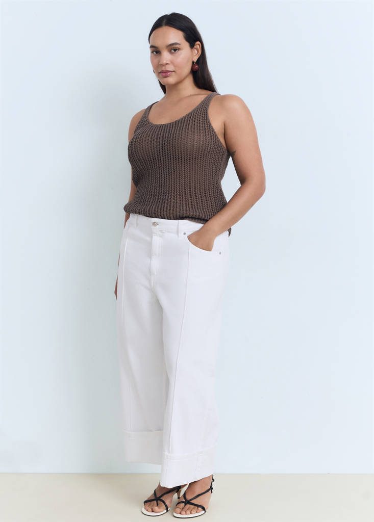 Wide leg cropped jeans with rolled-up hem — White