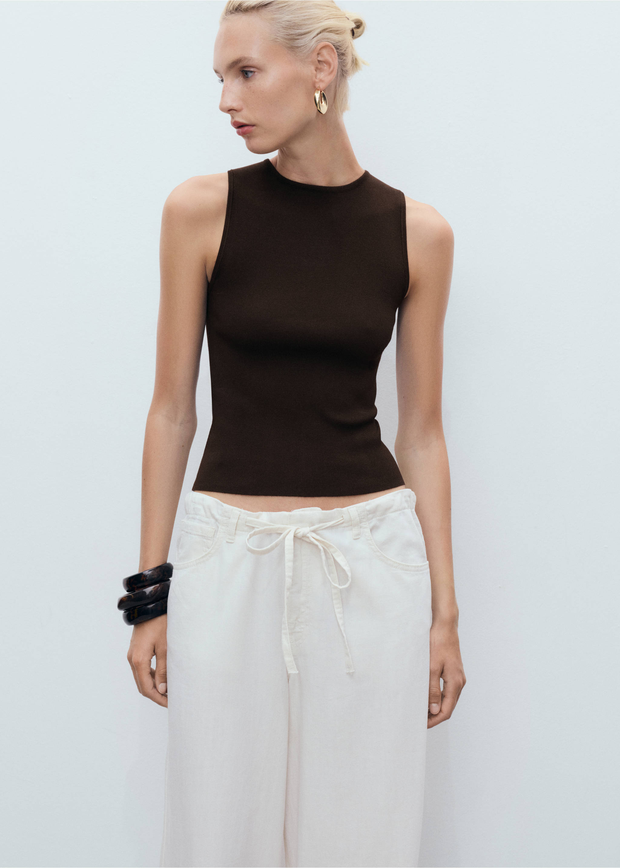 Top punto fino - Plano medio, Chocolate. Ref: 17061177-00.