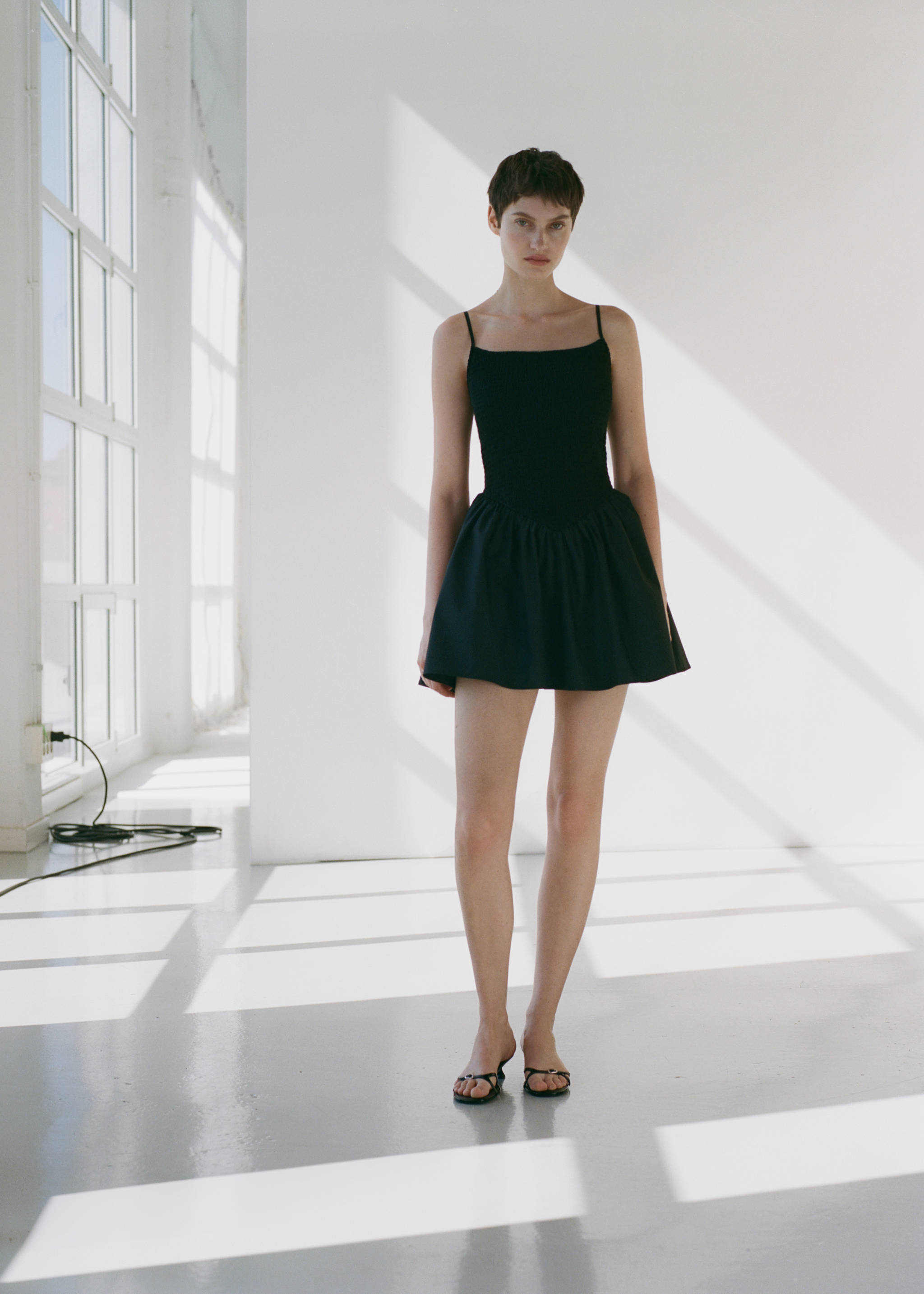 Combined gathered dress - Details of the article 7