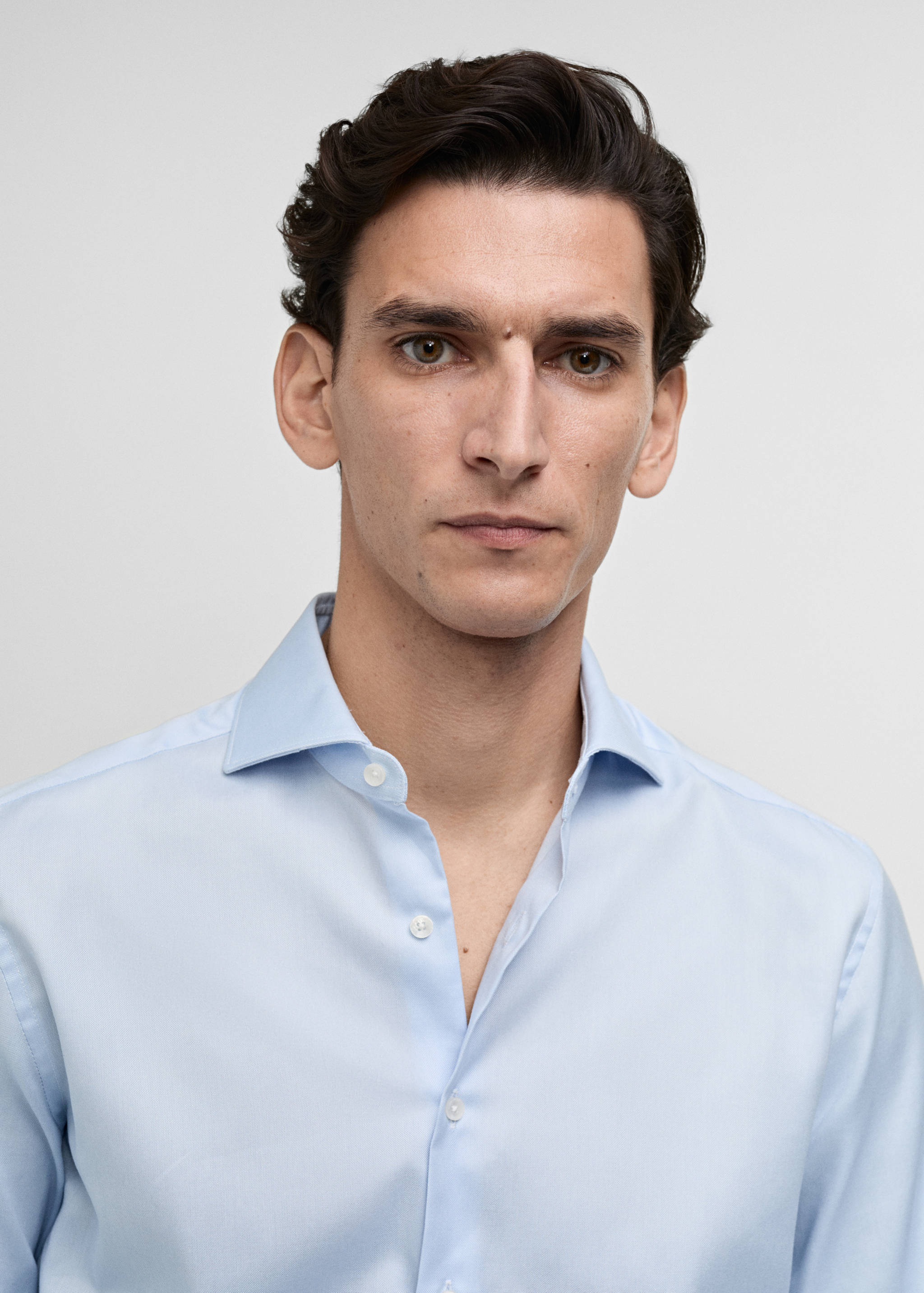 Slim fit structured suit shirt - Details of the article 2