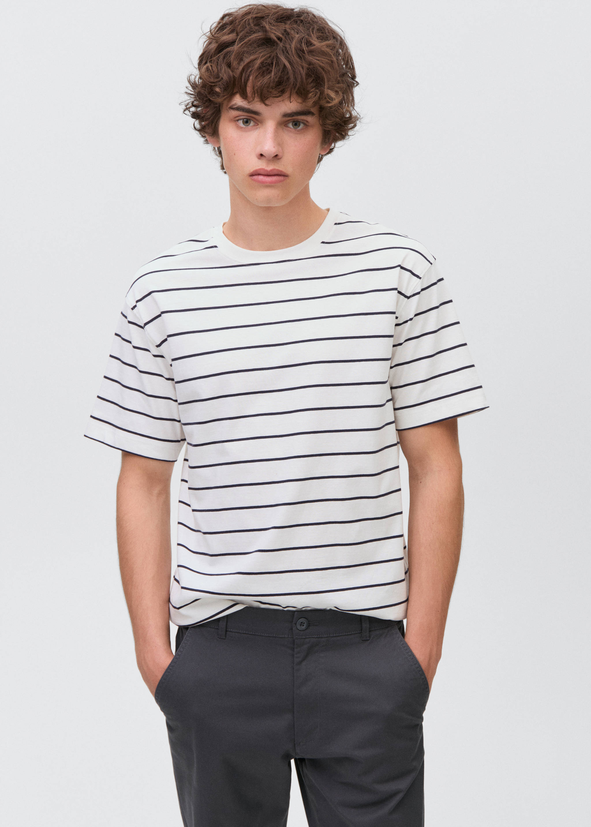 Stretchy chinos - Details of the article 1