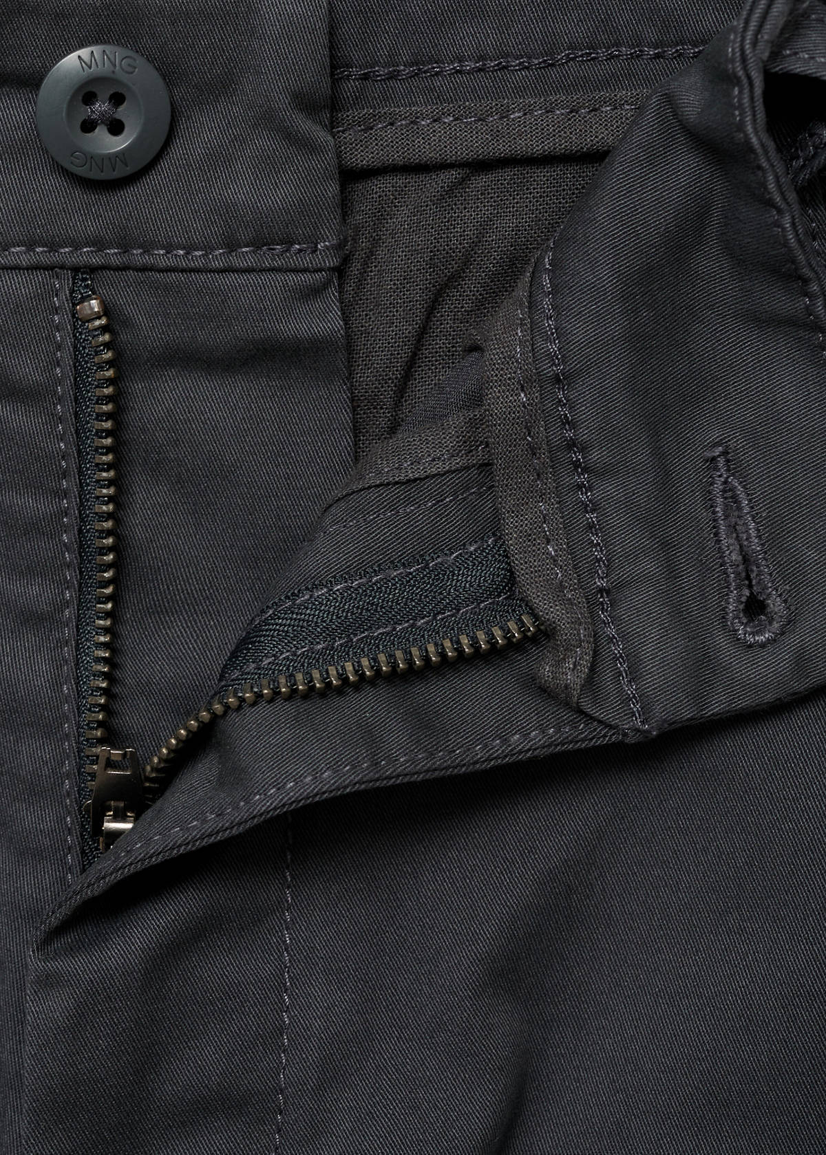 Stretchy chinos — Charcoal