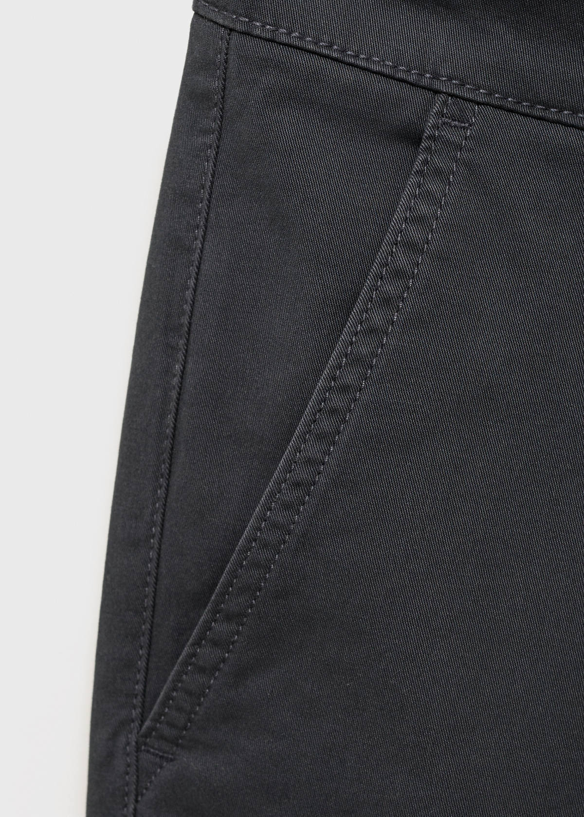 Stretchy chinos — Charcoal