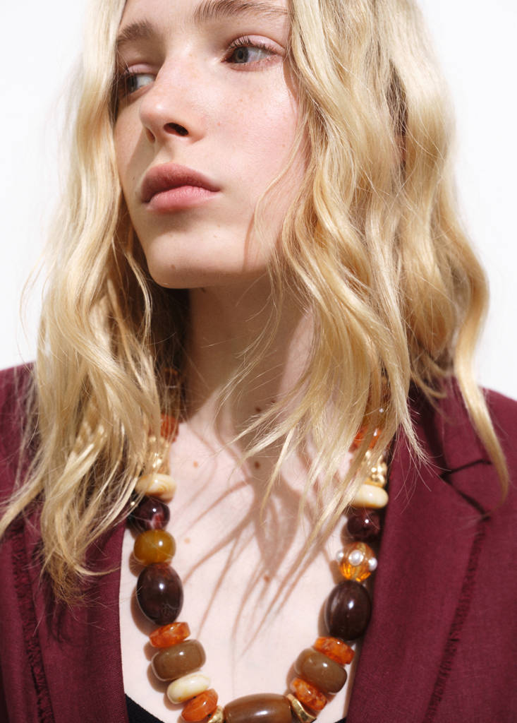 Linen suit jacket with frayed ends — Wine