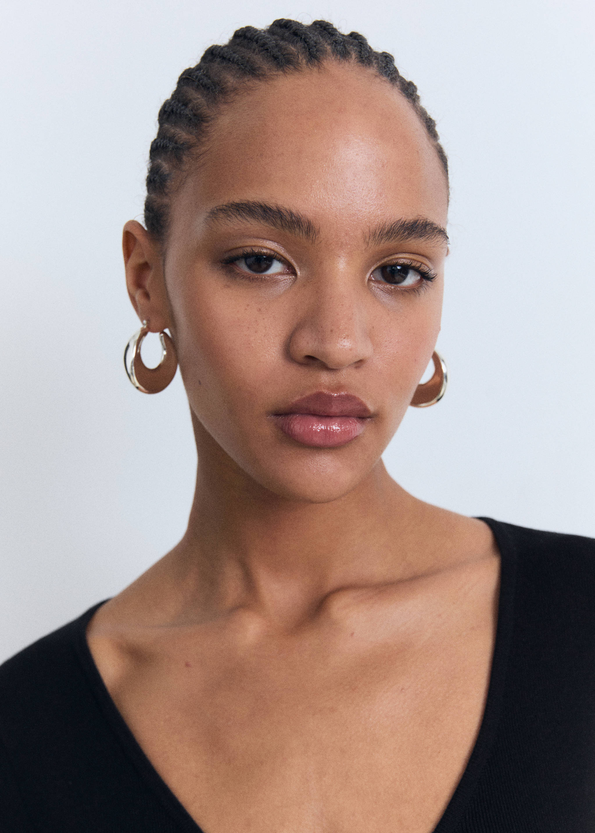 Knitted dress with bow neckline - Details of the article 1