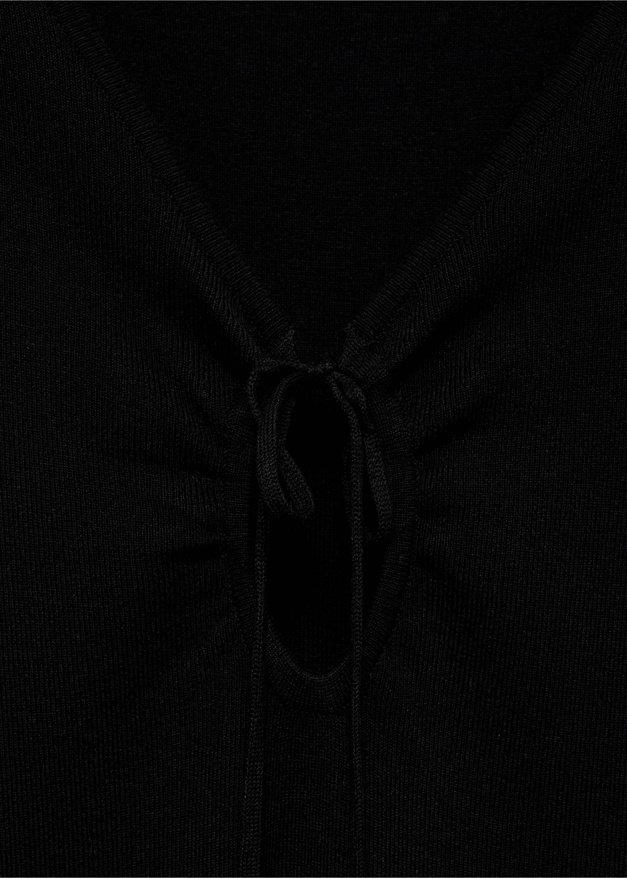 Knitted dress with bow neckline - Details of the article 8, Black. Ref: 17061217-00.