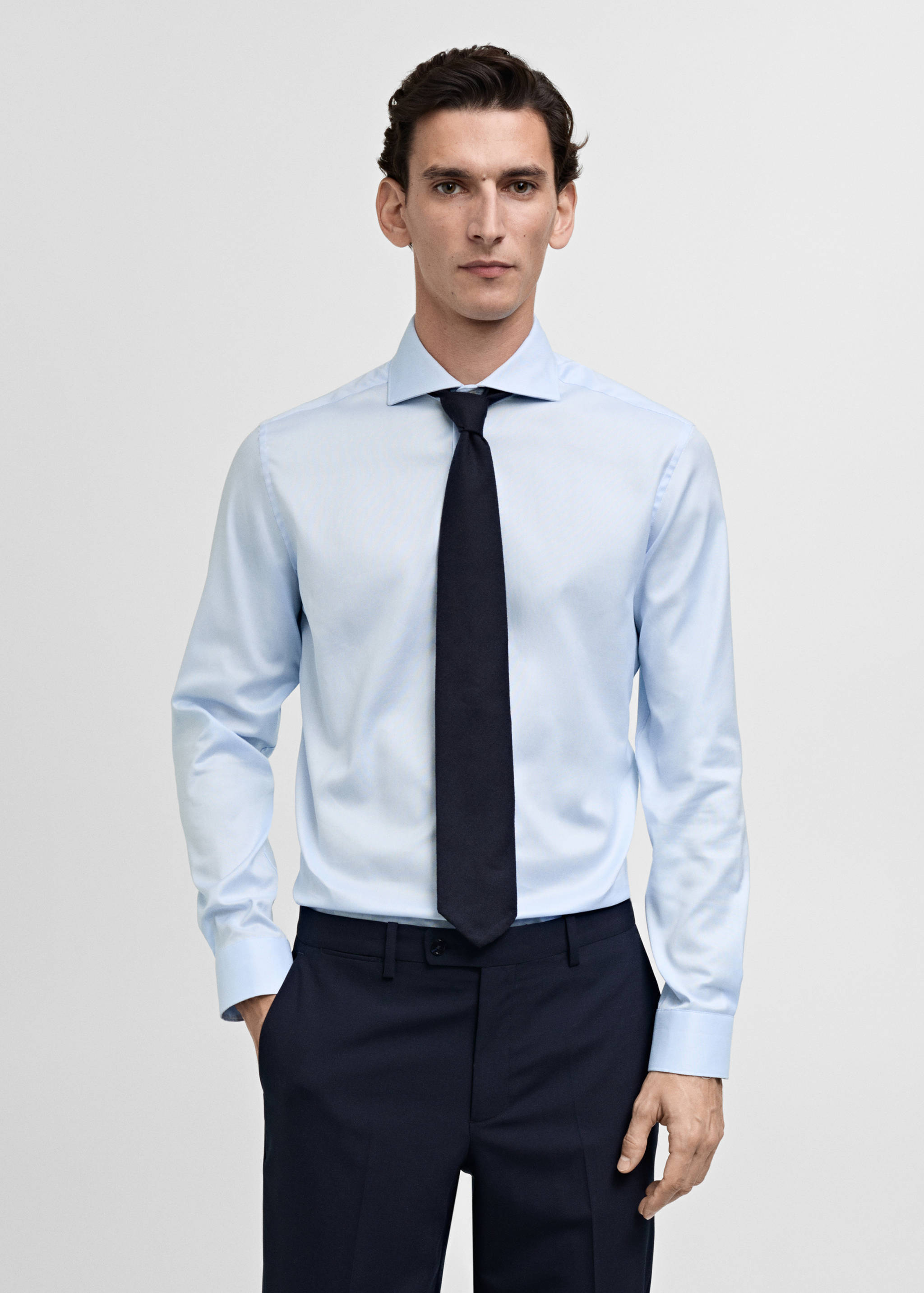 Kostymskjorta slim fit bomull poplin - Bild av mittparti