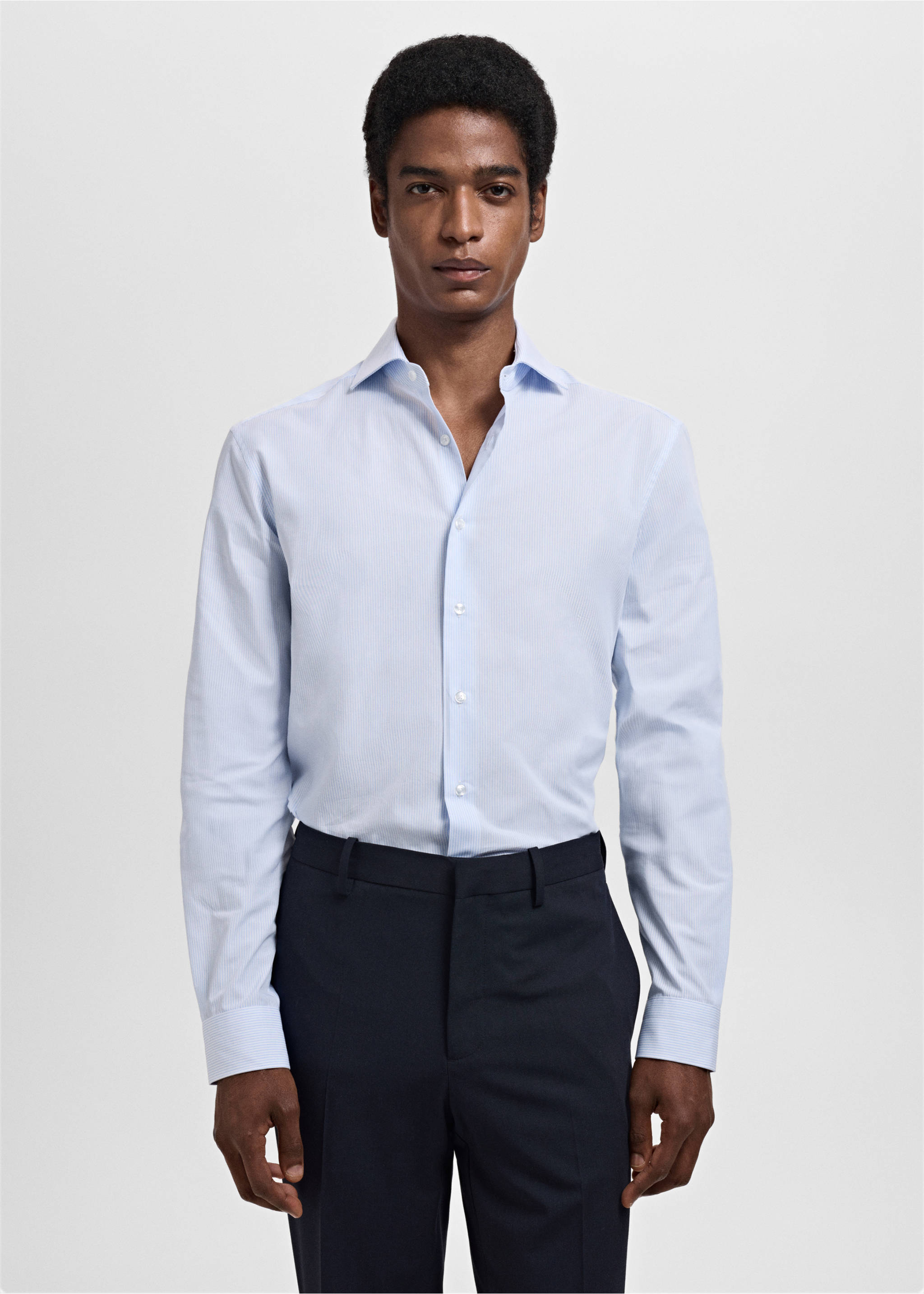Chemise costume slim fit milleraies - Plan moyen, Bleu. Ref: 17061227-00.