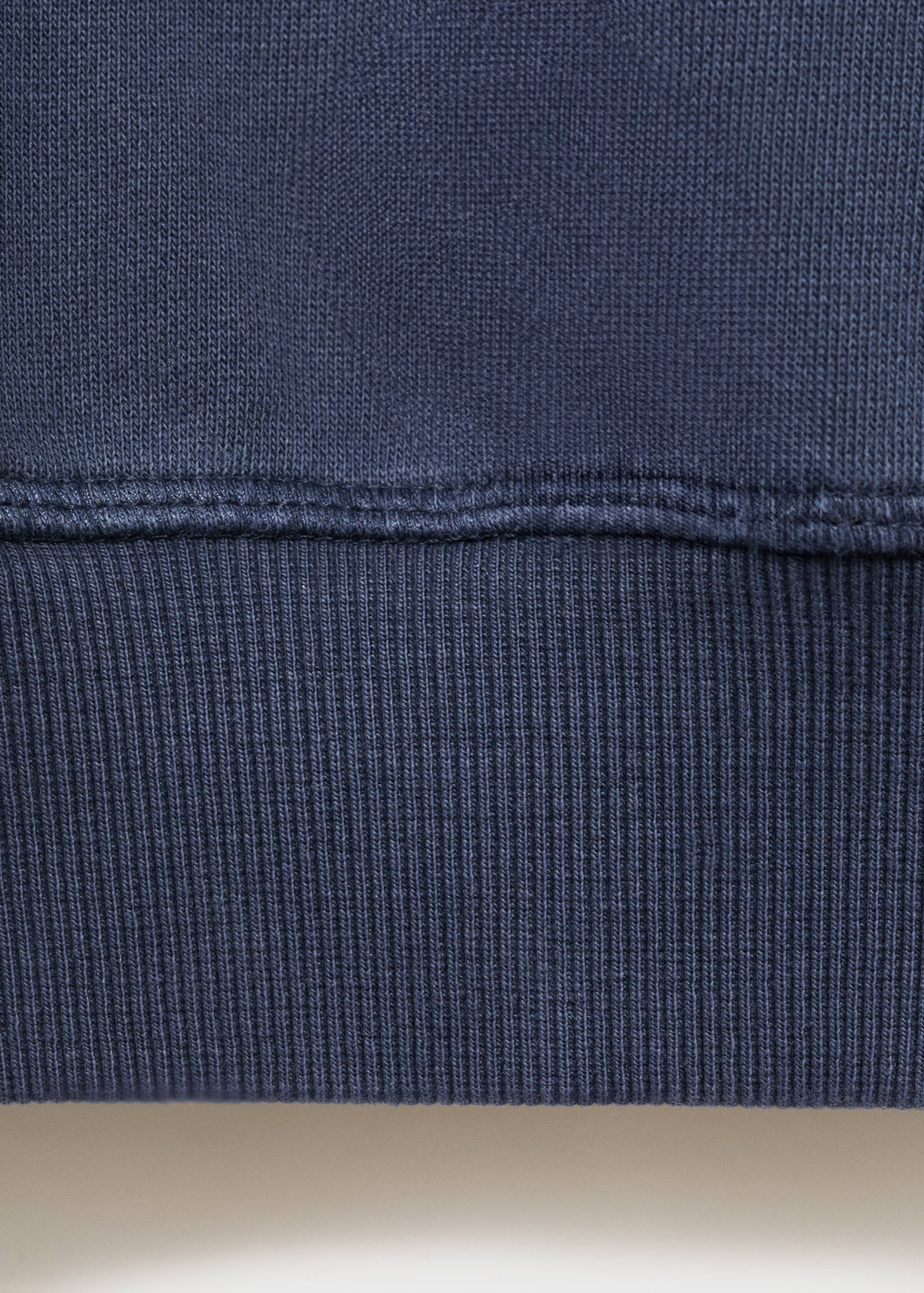 Базовый свитшот из хлопка - Деталь изделия 0