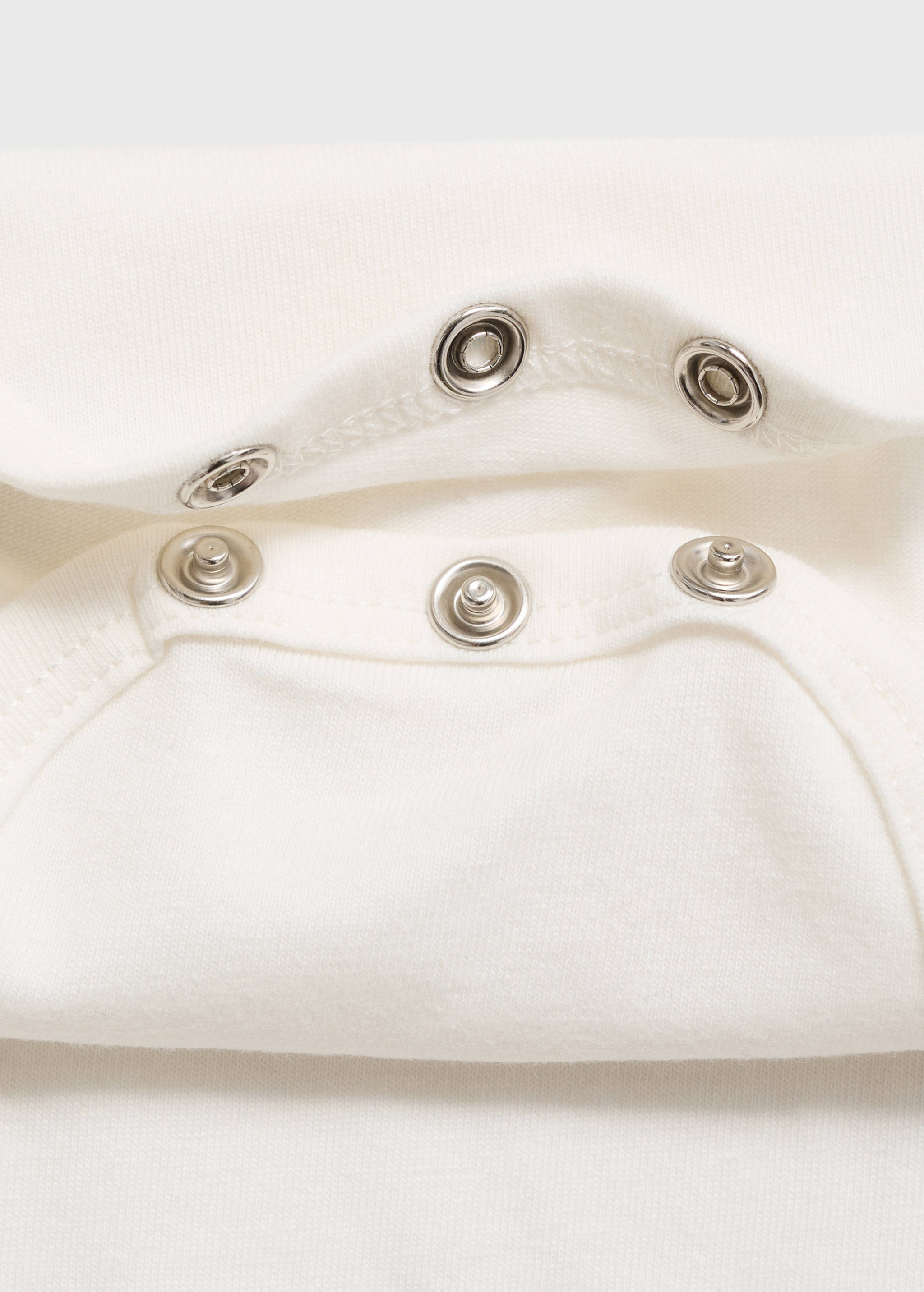 بودي سوت برقبة صغيرة - تفاصيل المنتج 0