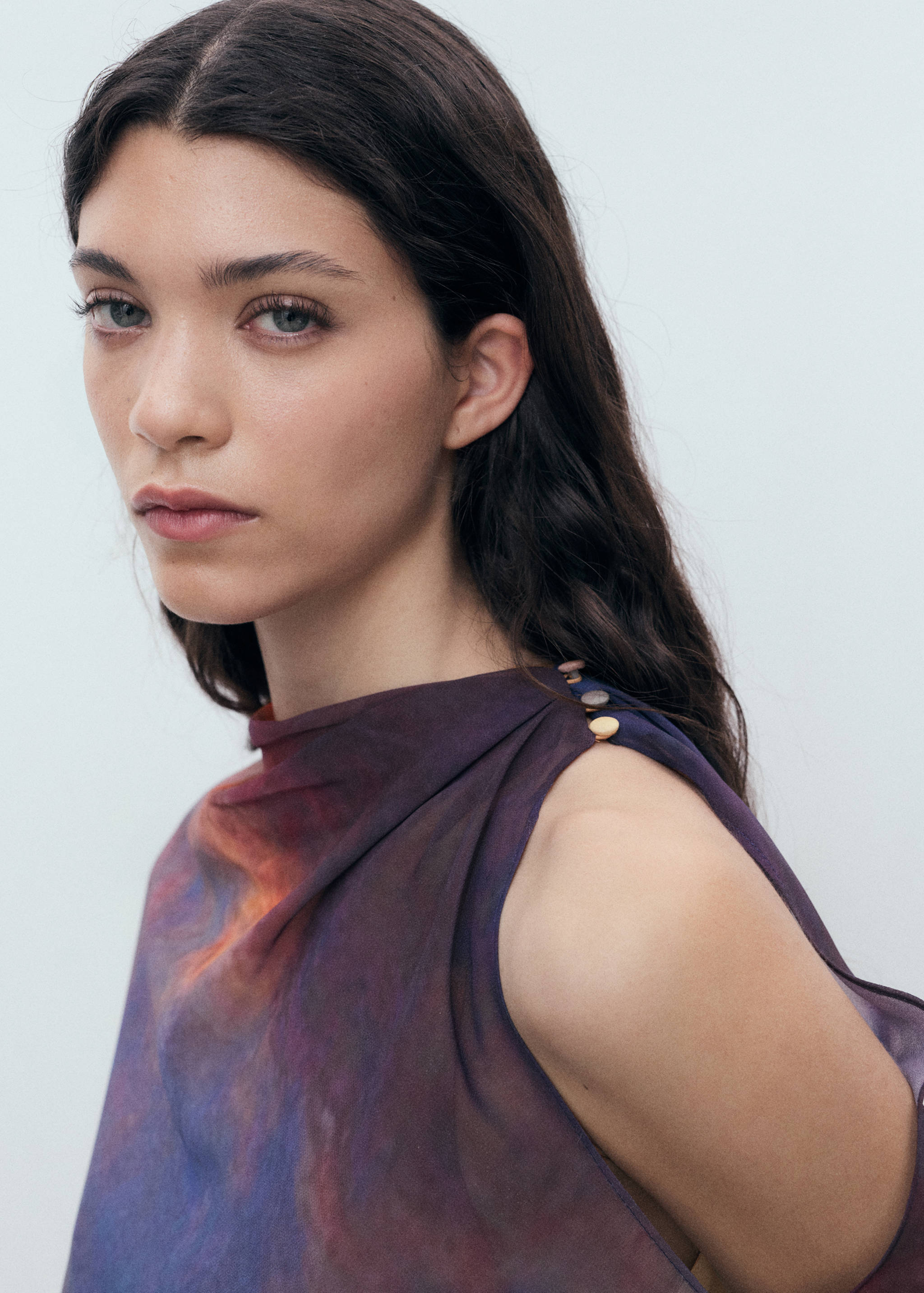 Vestido estampado capa asimétrica - Detalle del artículo 1