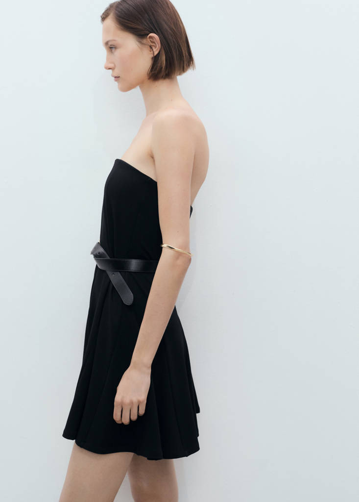 Strapless dress with pleats — Black