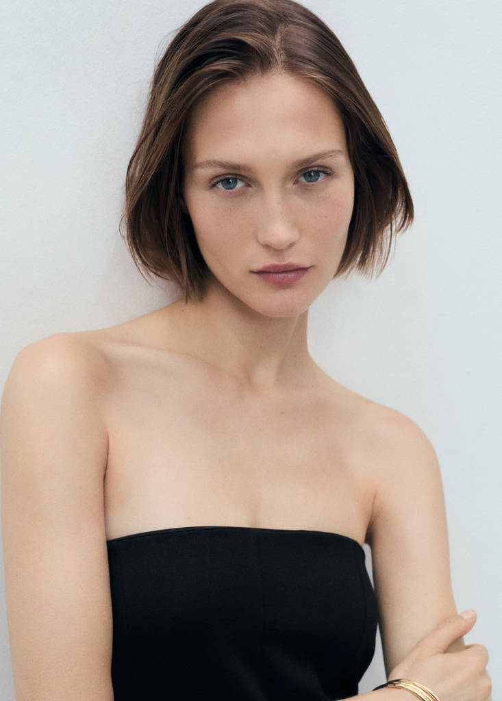 Strapless dress with pleats — Black
