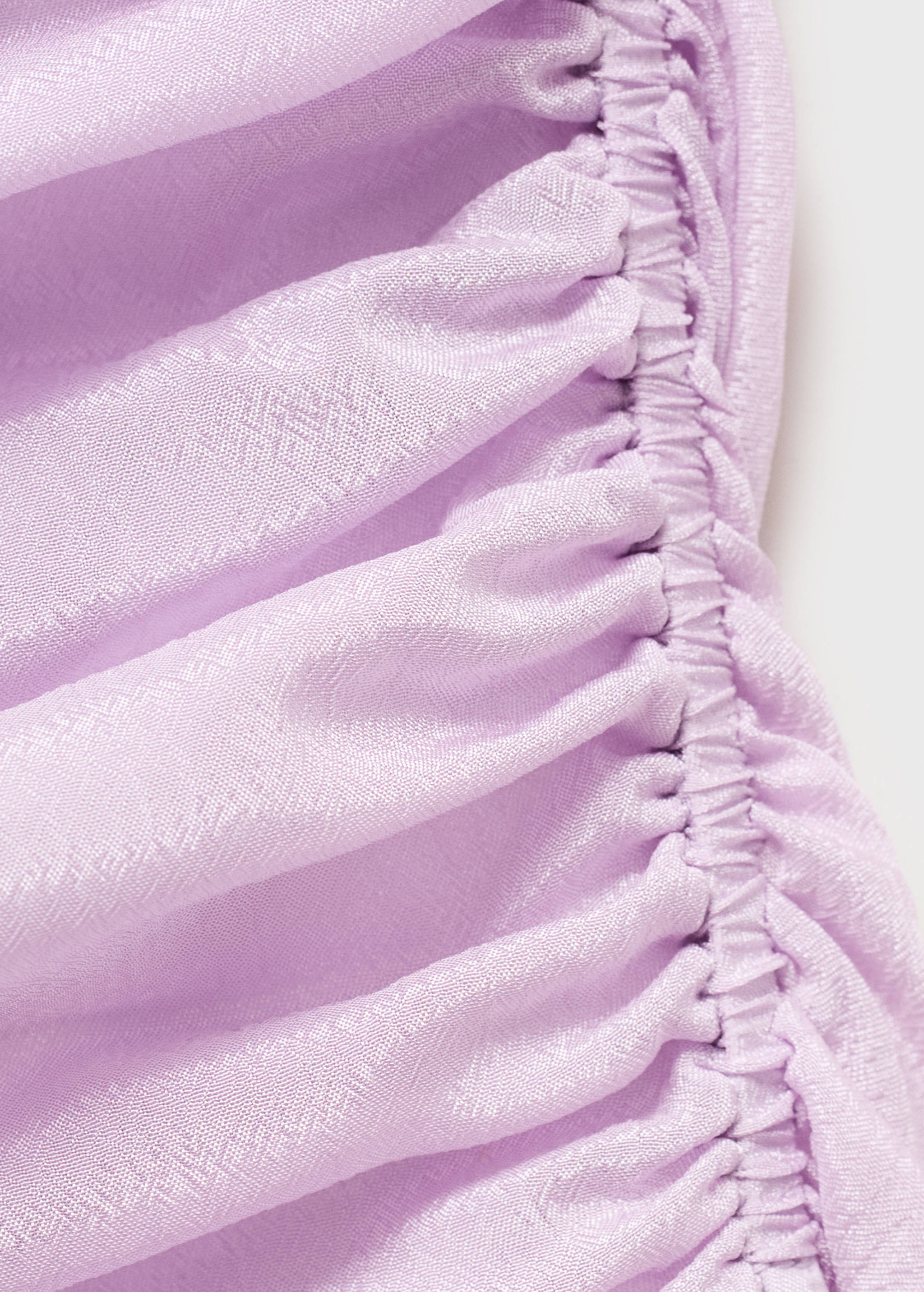 Gerafftes Kleid mit satiniertem Finish - Detail des Artikels 8