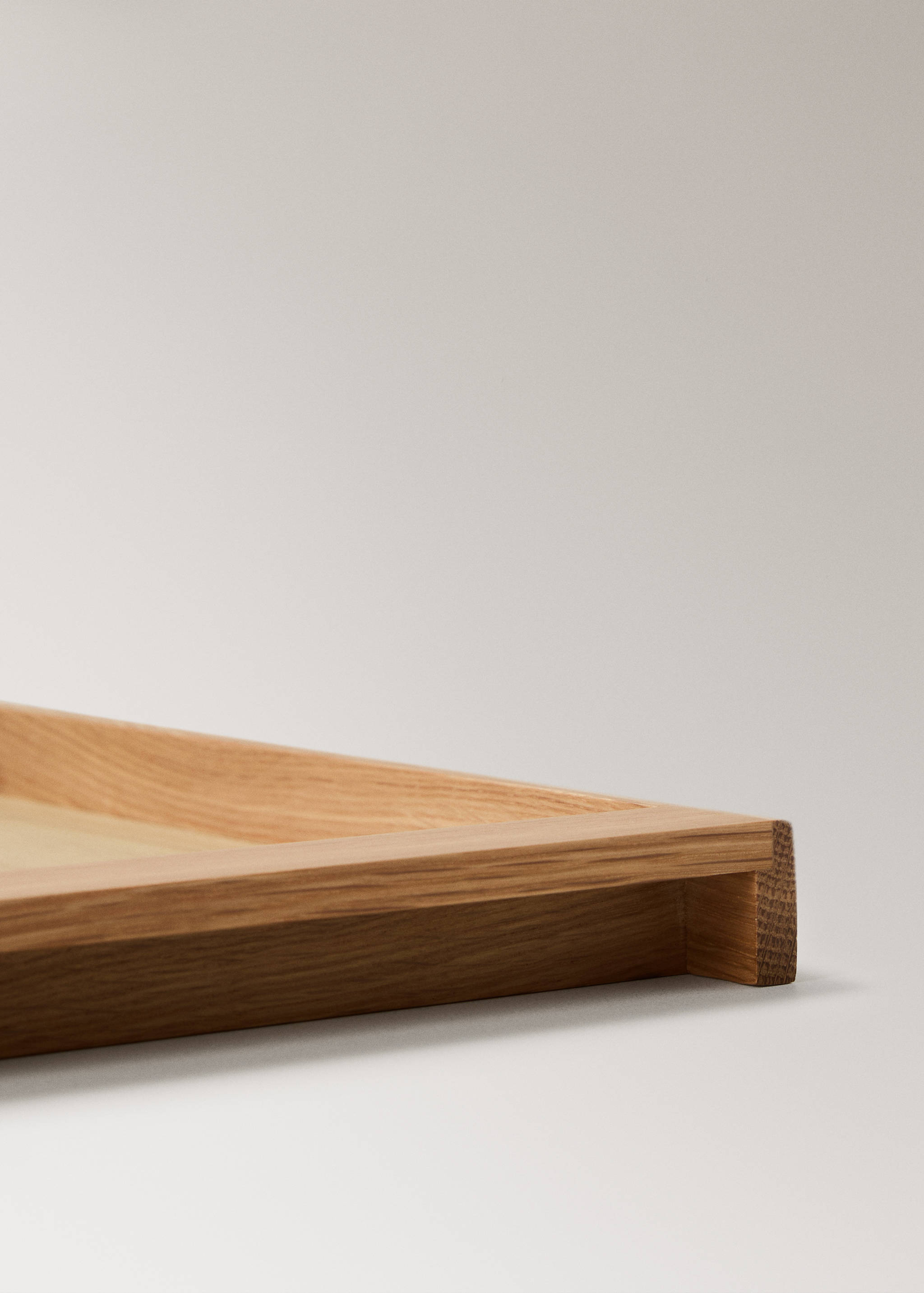 Medium rectangular wooden tray - Details of the article 2