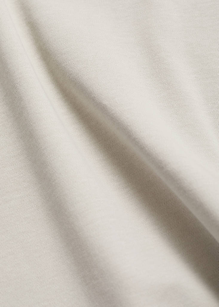 Medium weight regular fit T-shirt — Sand