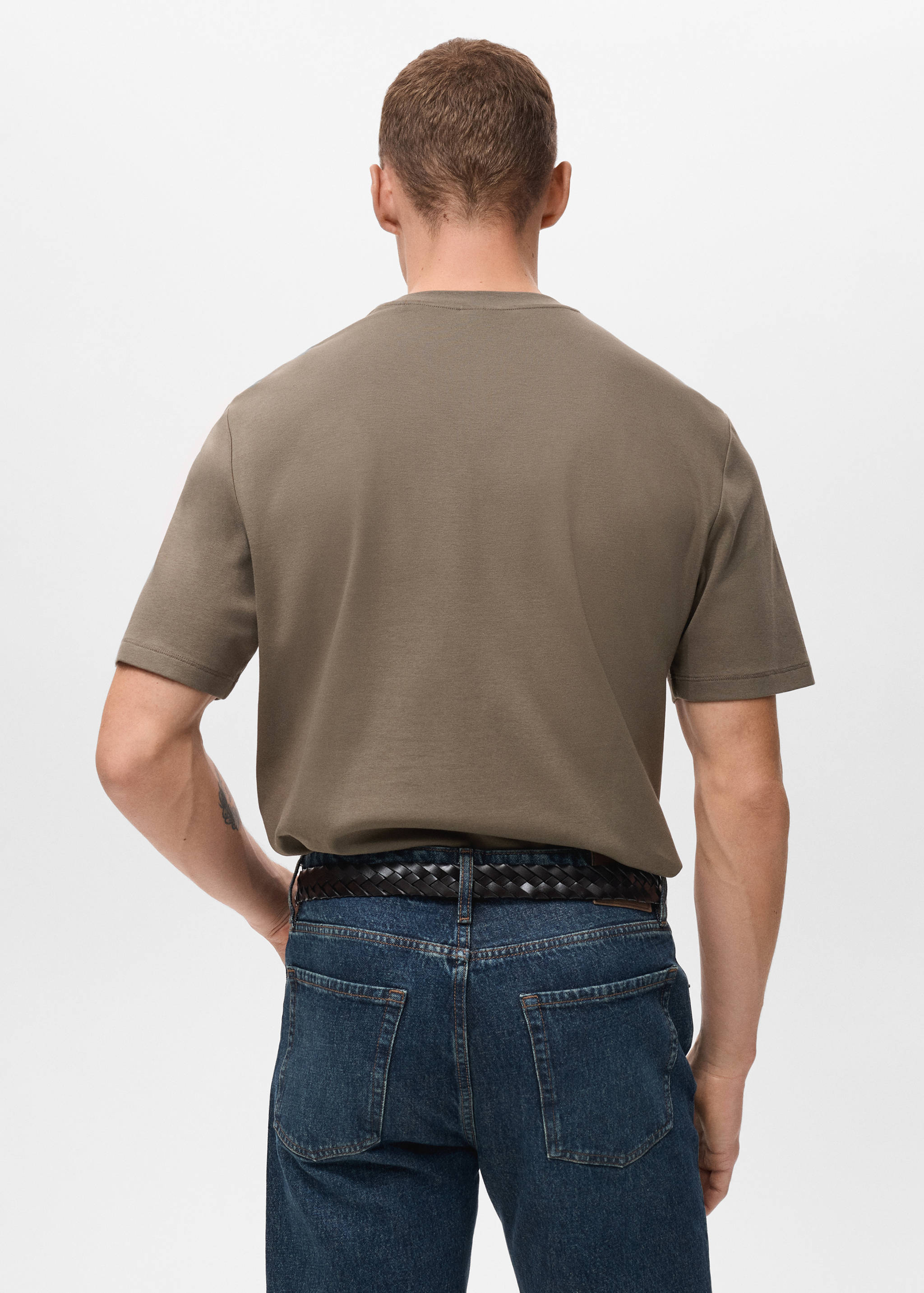 Medium weight regular fit T-shirt - Reverse of the article