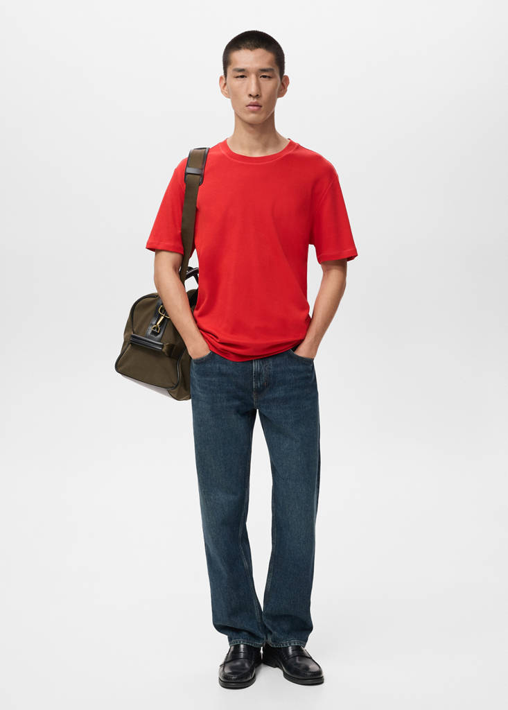 Medium weight regular fit T-shirt — Red