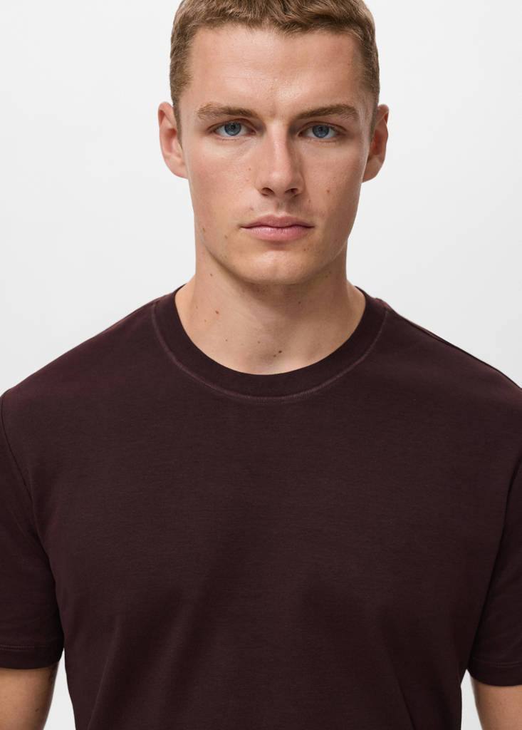 Medium weight regular fit T-shirt — Wine