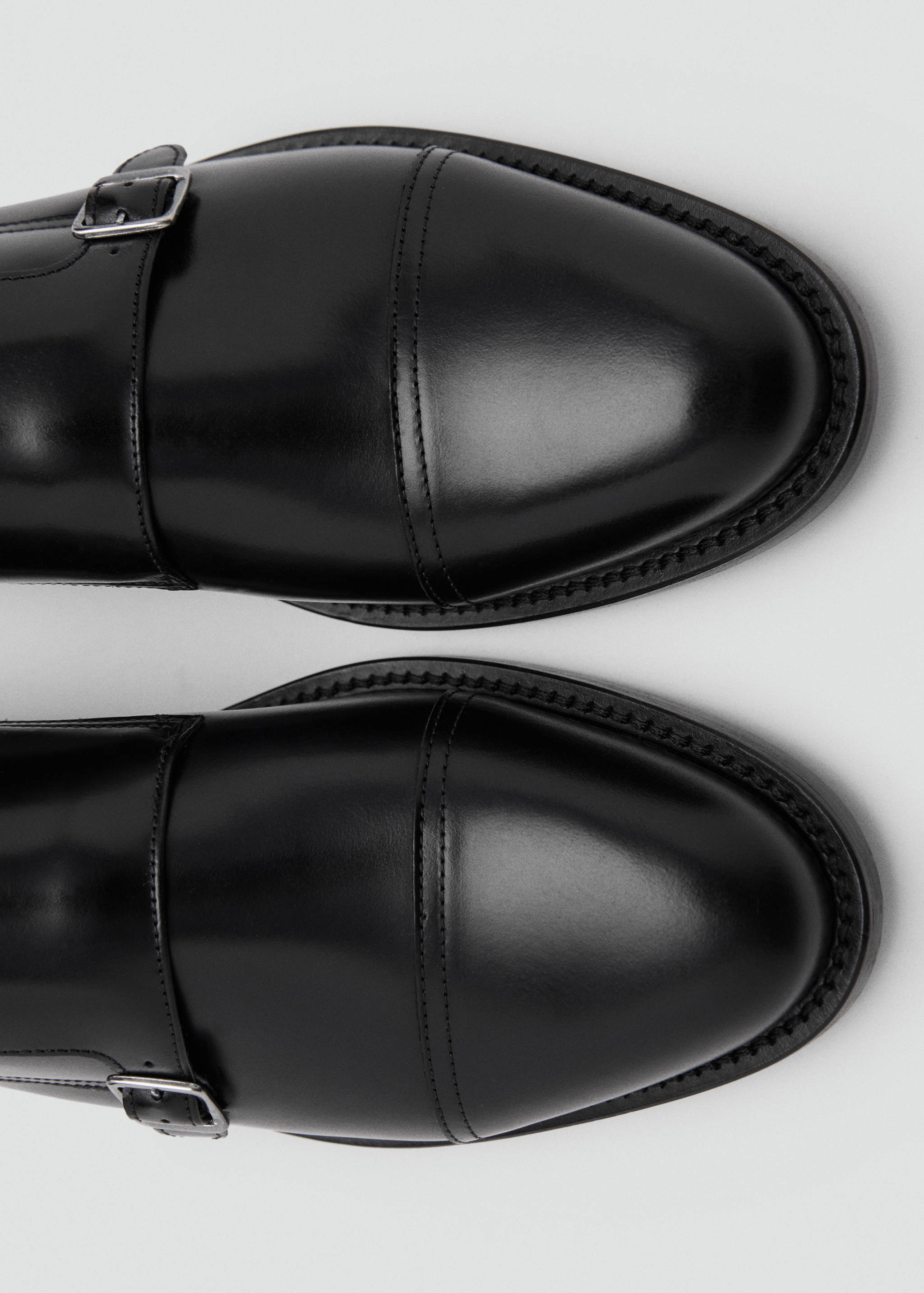 Double buckle leather shoe - Details of the article 2
