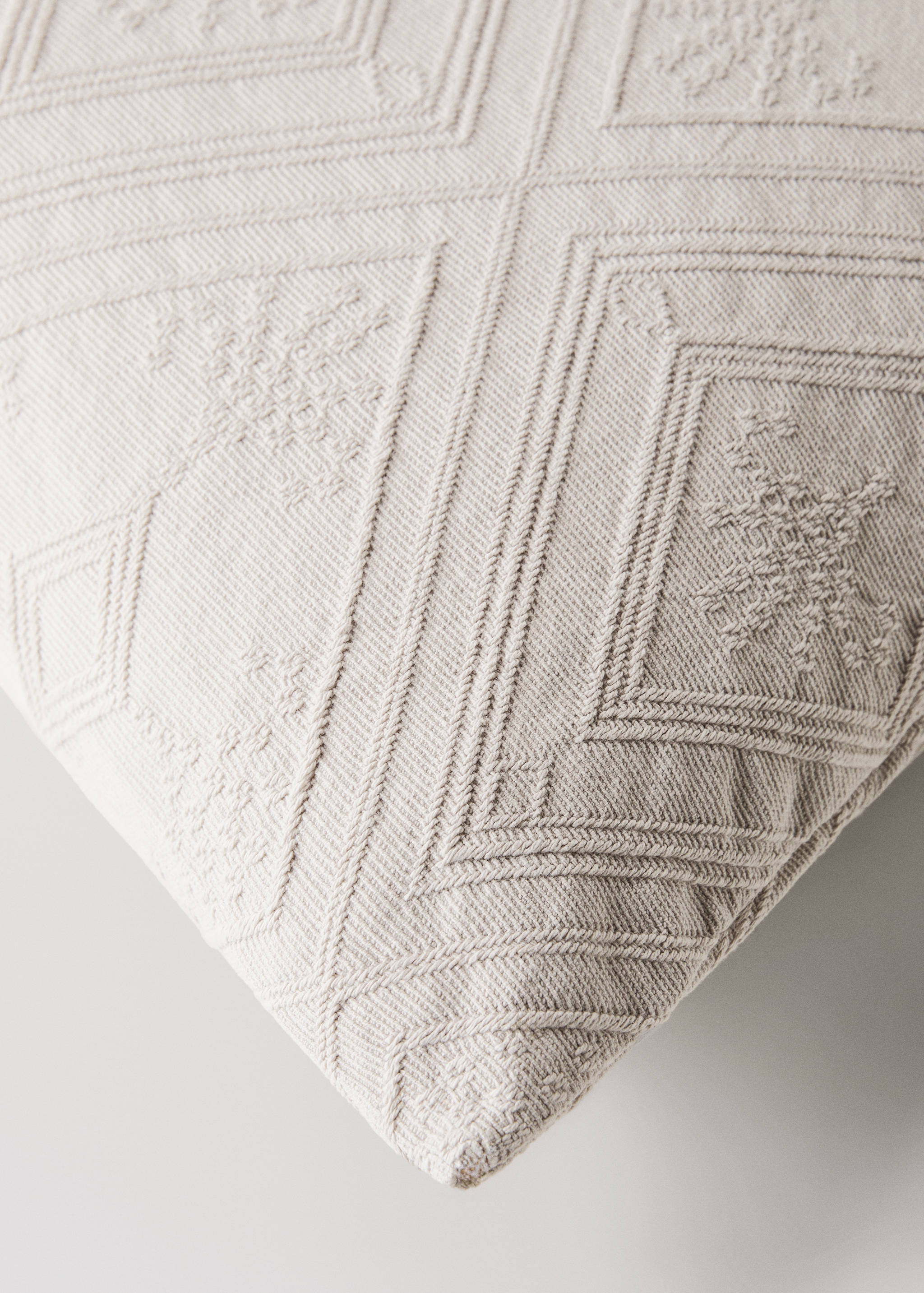 Cotton jacquard rhombus cushion cover 60x60 cm - Details of the article 3