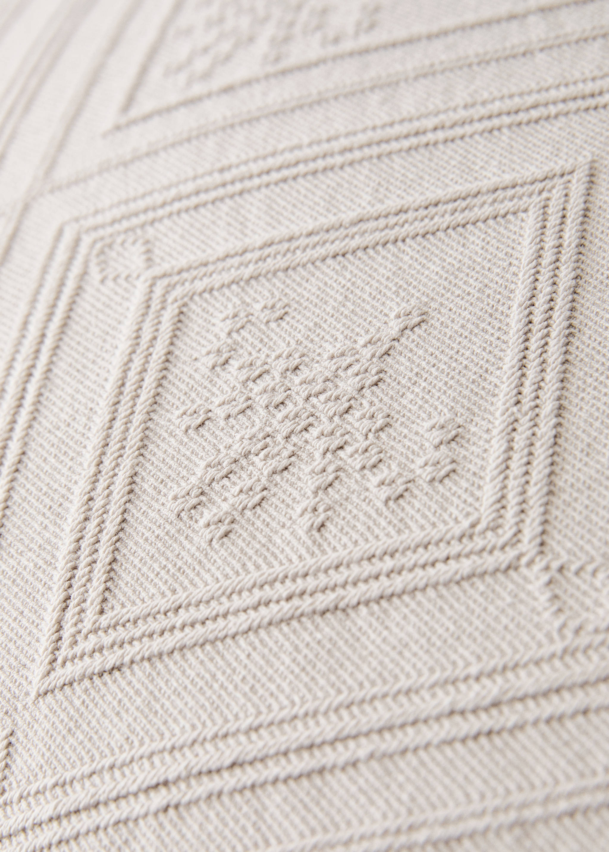 Cotton jacquard rhombus cushion cover 60x60 cm - Details of the article 4
