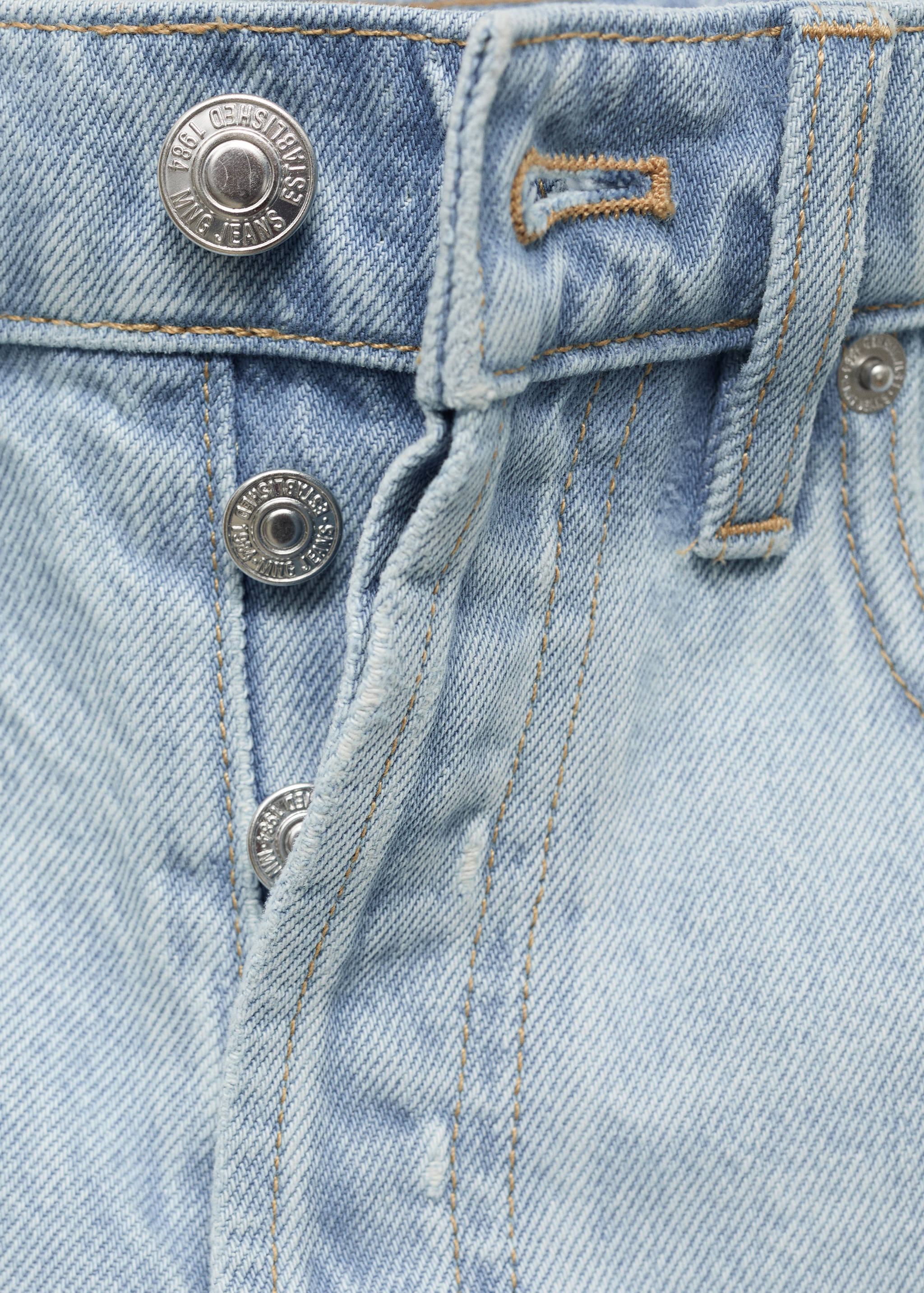 Denim shorts with frayed hem - Details of the article 8