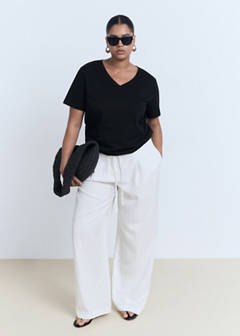 V-neck cotton T-shirt — Black 6