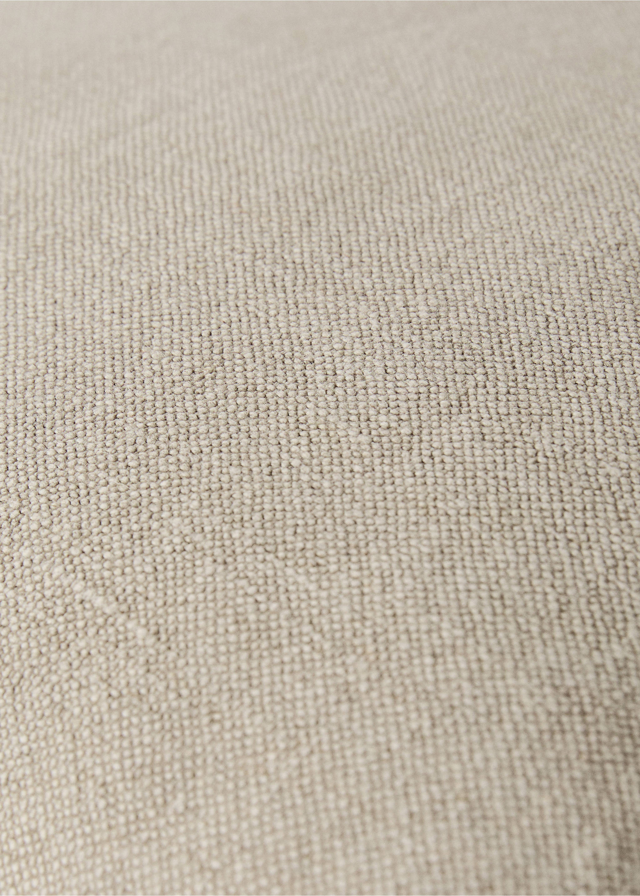 Linen garment-dyed cushion cover 45x45 cm - Details of the article 4, Beige. Ref: 17061521-00.