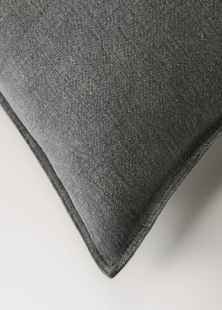 Linen garment-dyed cushion cover 45x45 cm — Medium Grey