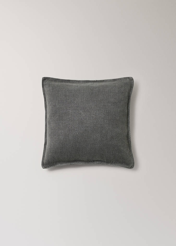 Linen garment-dyed cushion cover 45x45 cm — Medium Grey