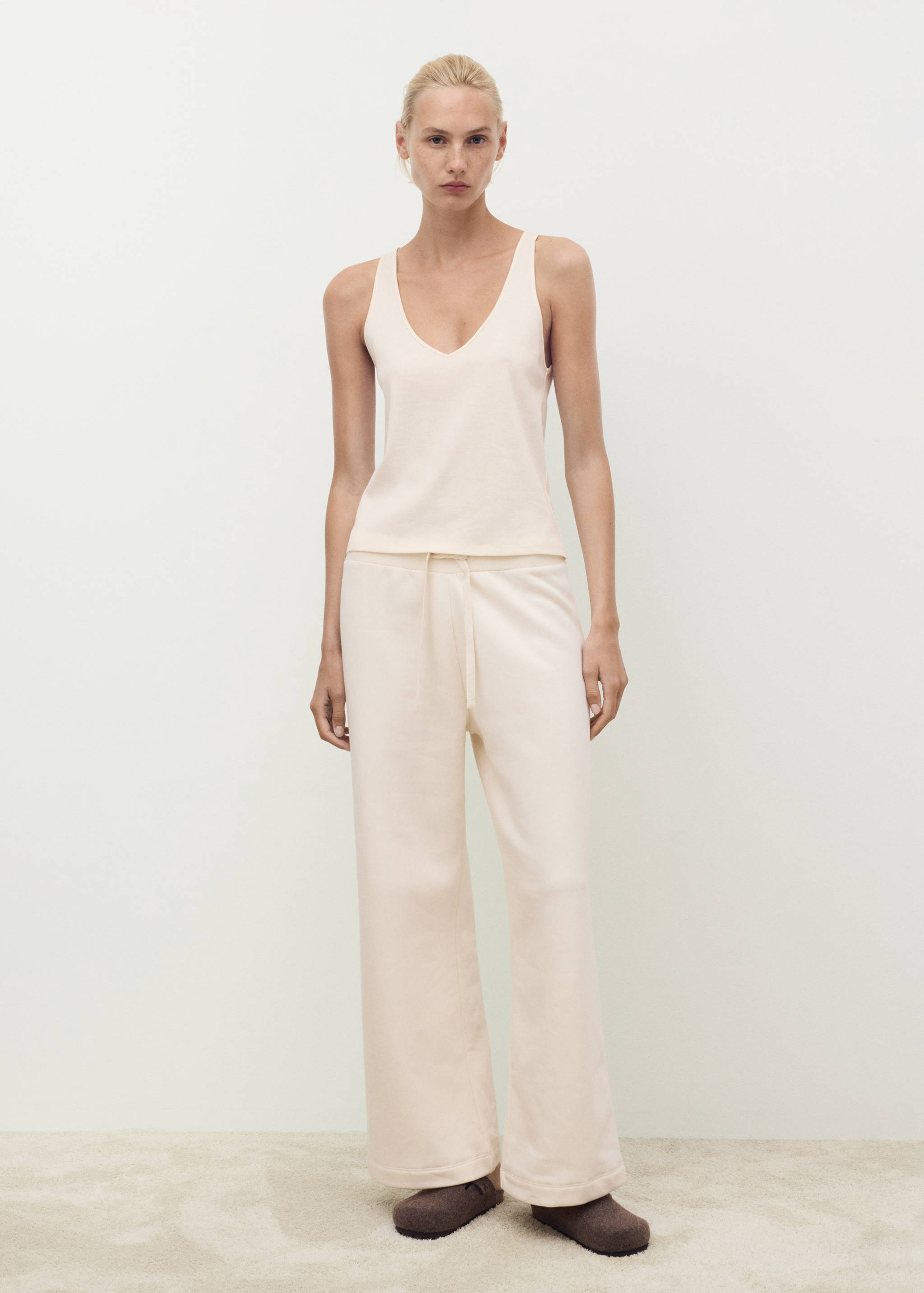 Cotton V-neck tank top - General plane