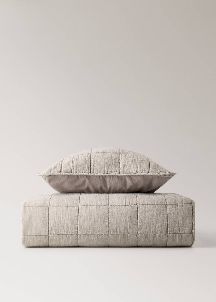 Leinen-Babybettdecke garment dyed mit Karosteppung — Mittelbraun