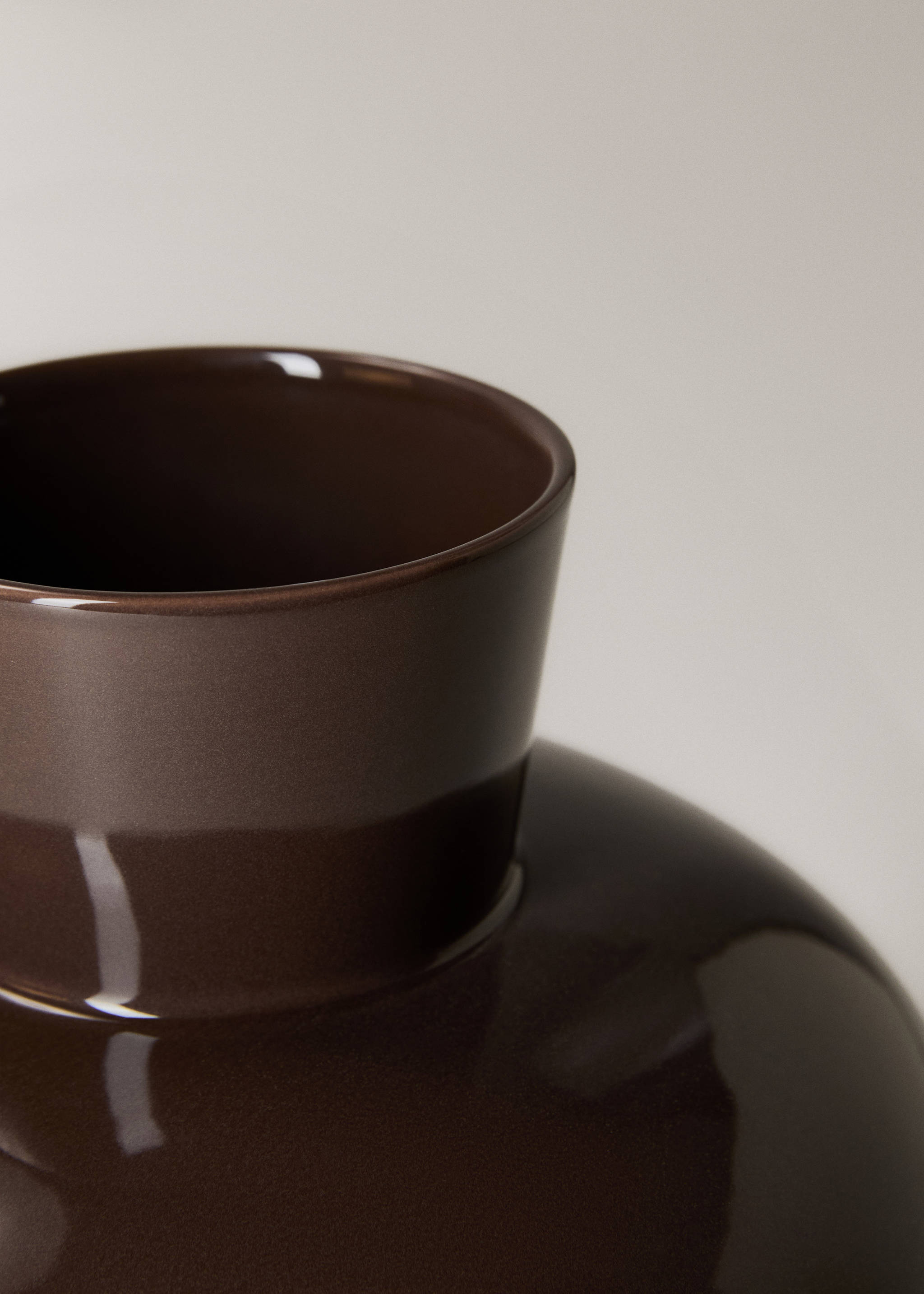 Glazed stoneware vase - Details of the article 1