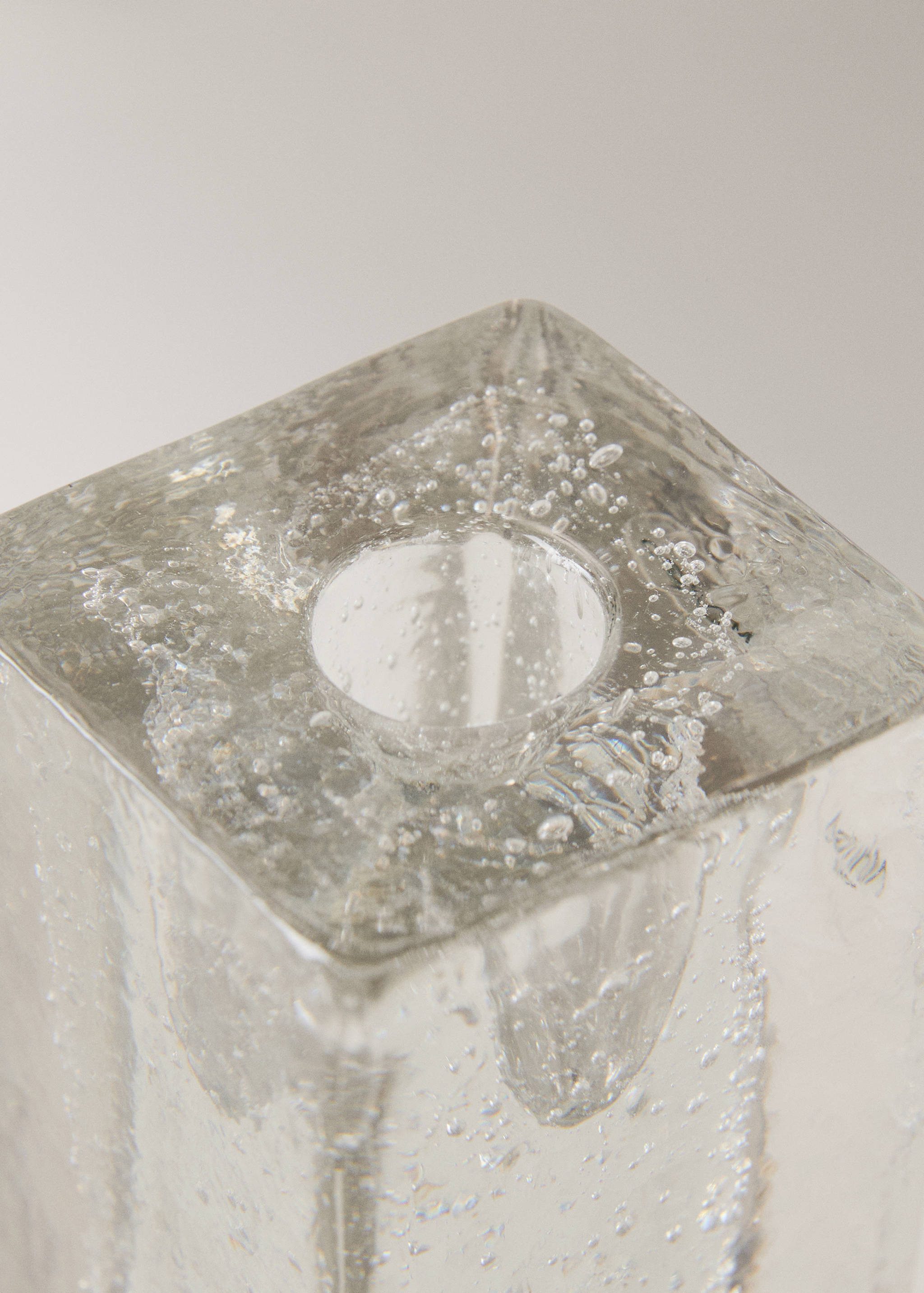 Tall bubble glass candlestick - Details of the article 1