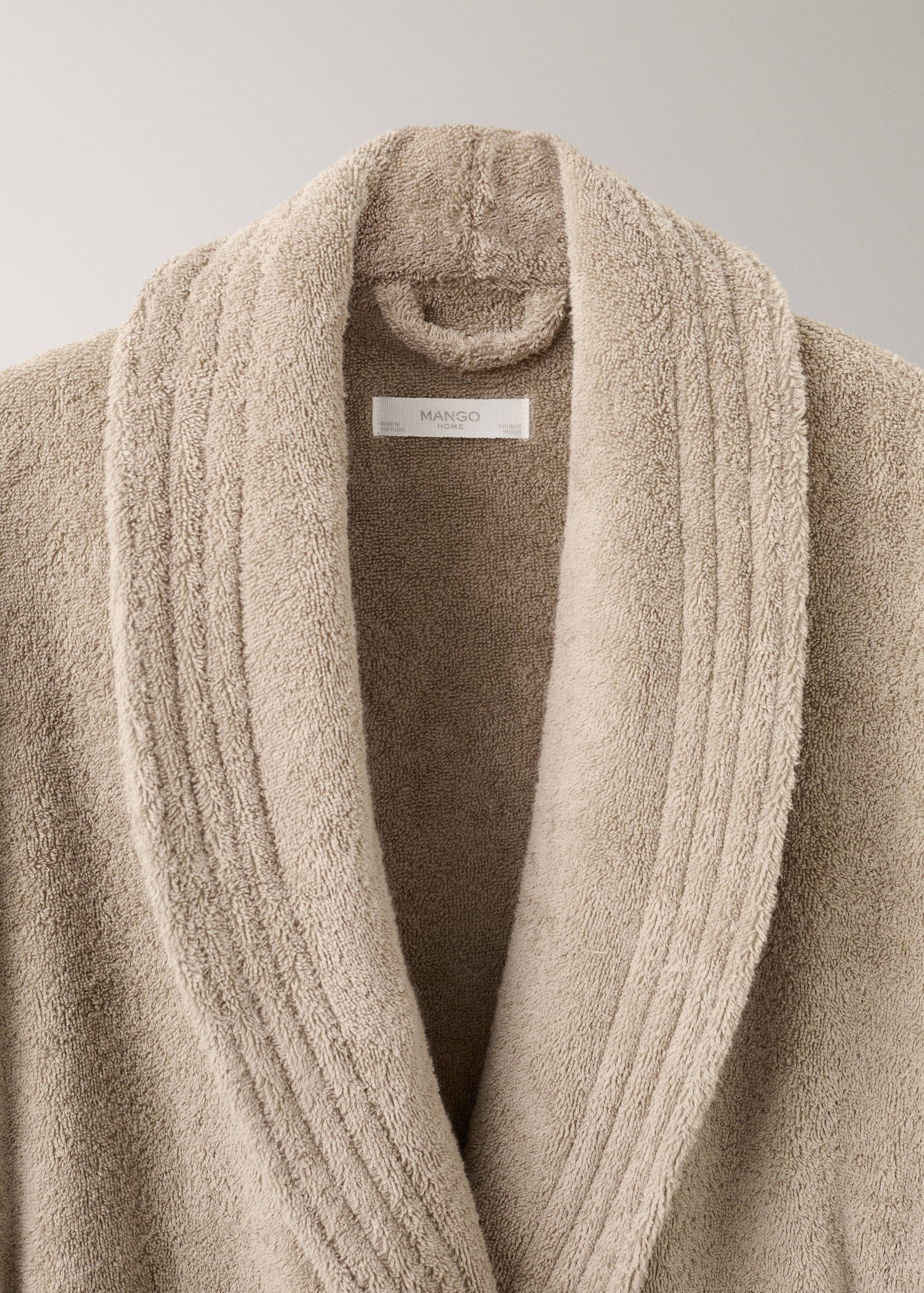 Soft cotton bathrobe - Details of the article 2