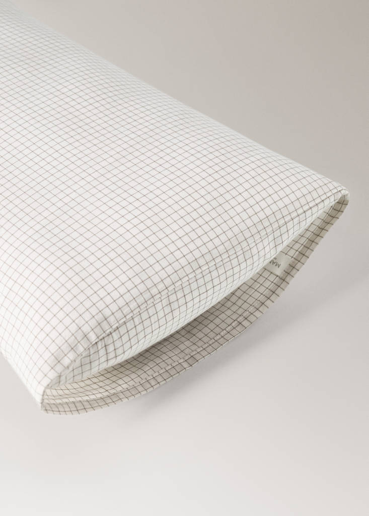 Percale cotton gingham check pillowcase for cot — Ecru