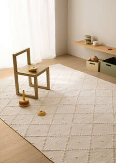 Alfombra infantil algodón rombos pompón — Blanco roto 1