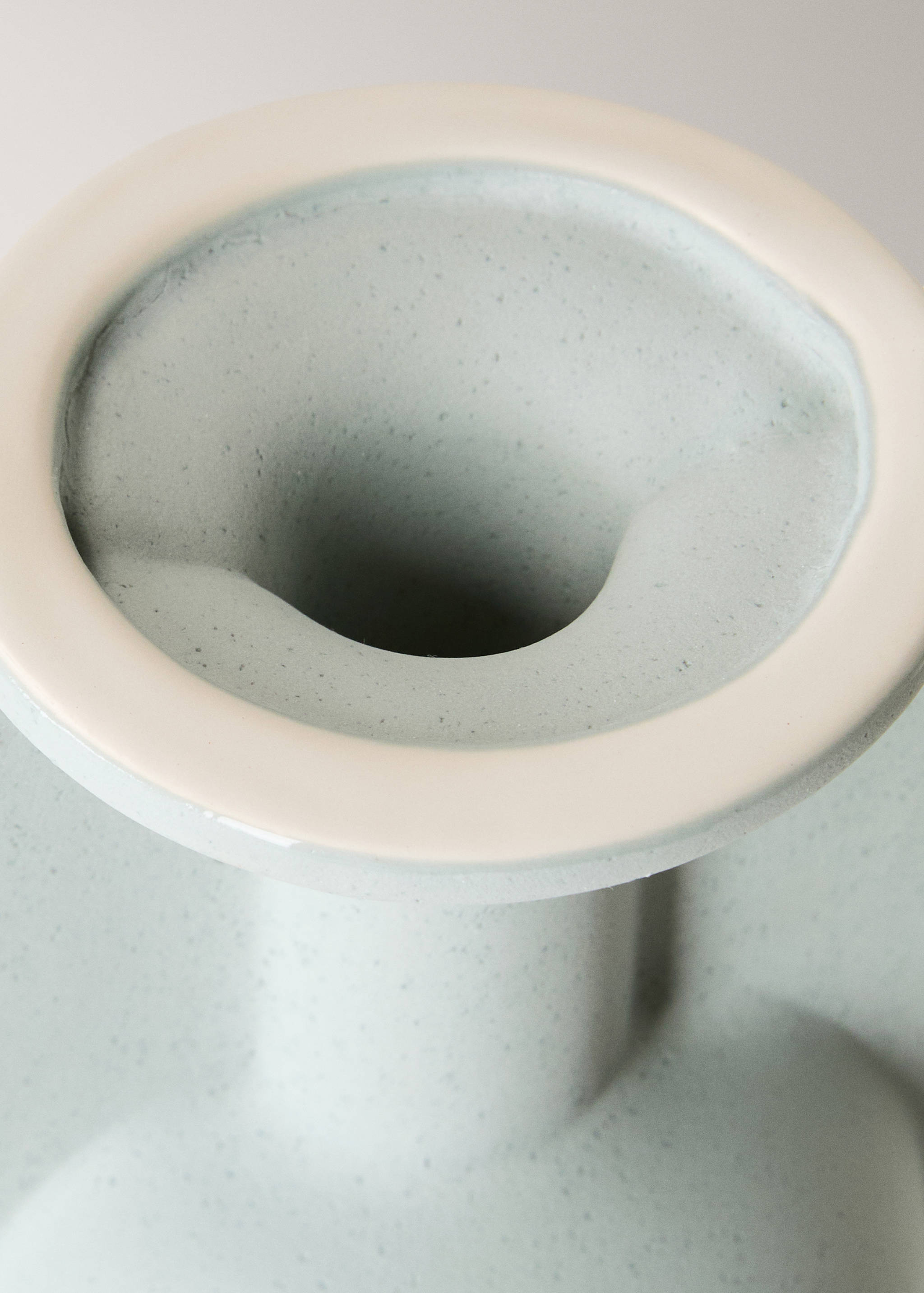 Vază mare tip sticlă din ceramică - Detaliu al articolului 2