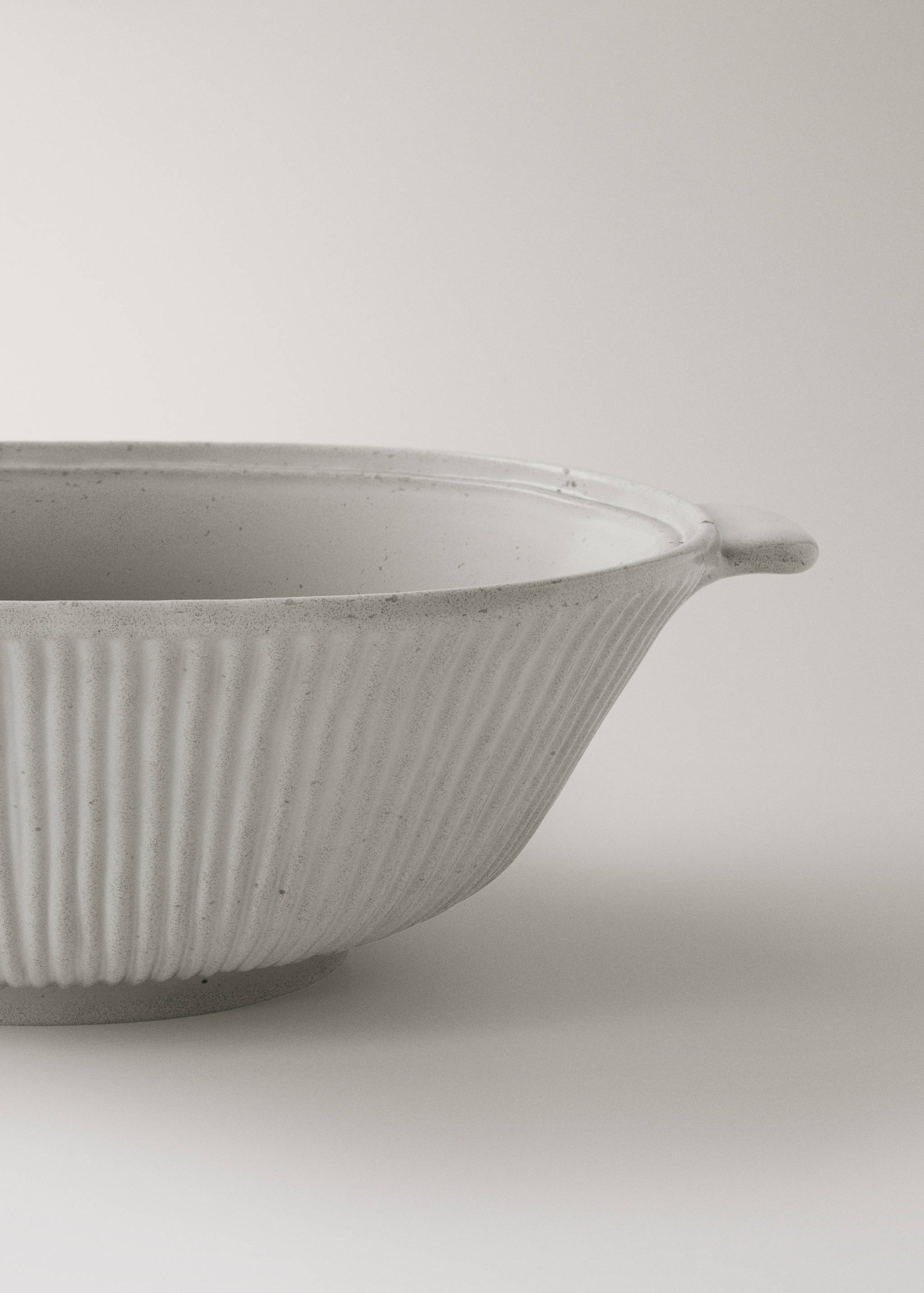 Steingutdeckel - Detail des Artikels 3