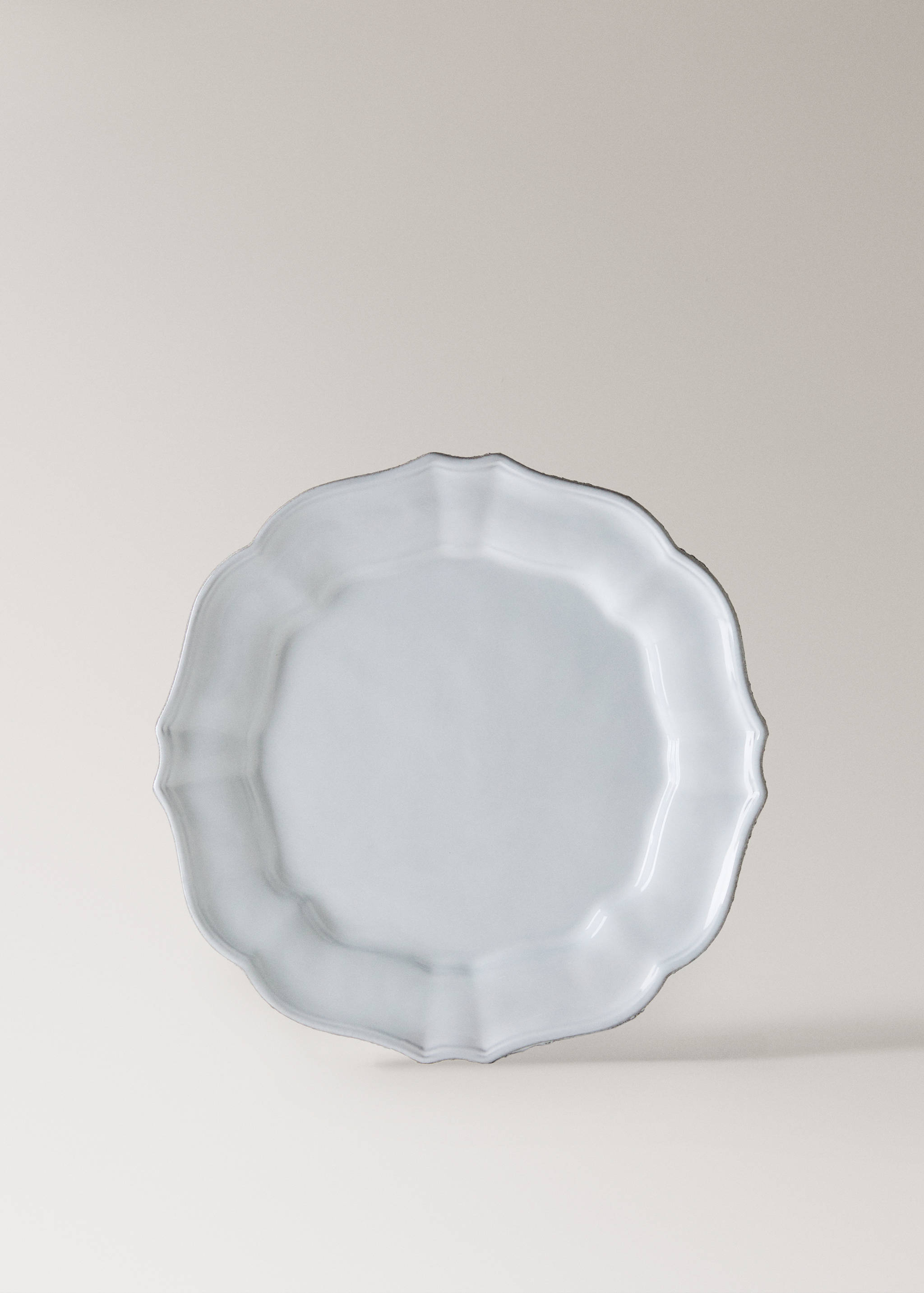 Flacher Teller aus recyceltem Gres - Artikel ohne Model